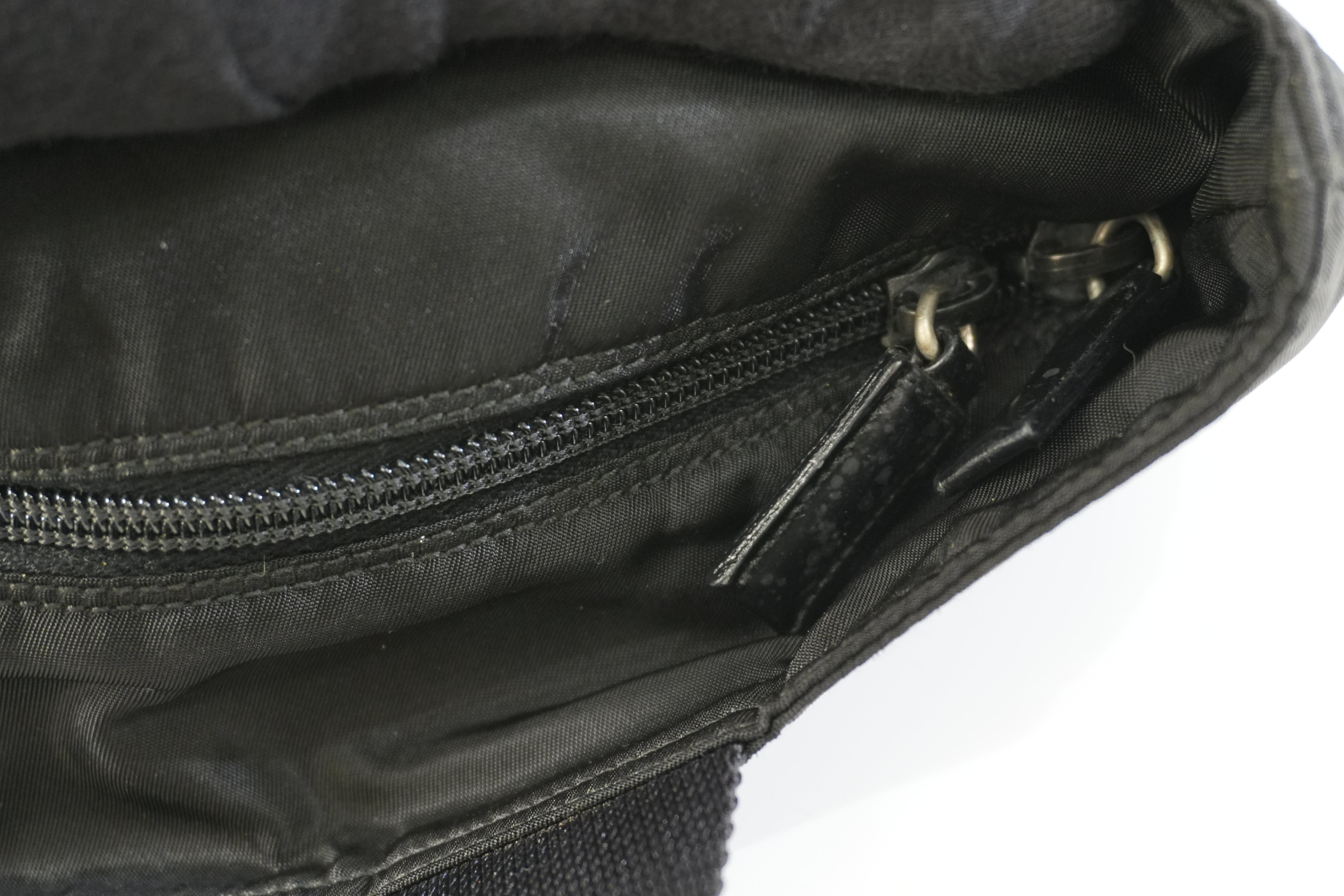 Pre-owned Prada Nylon Shoulder Bag Black