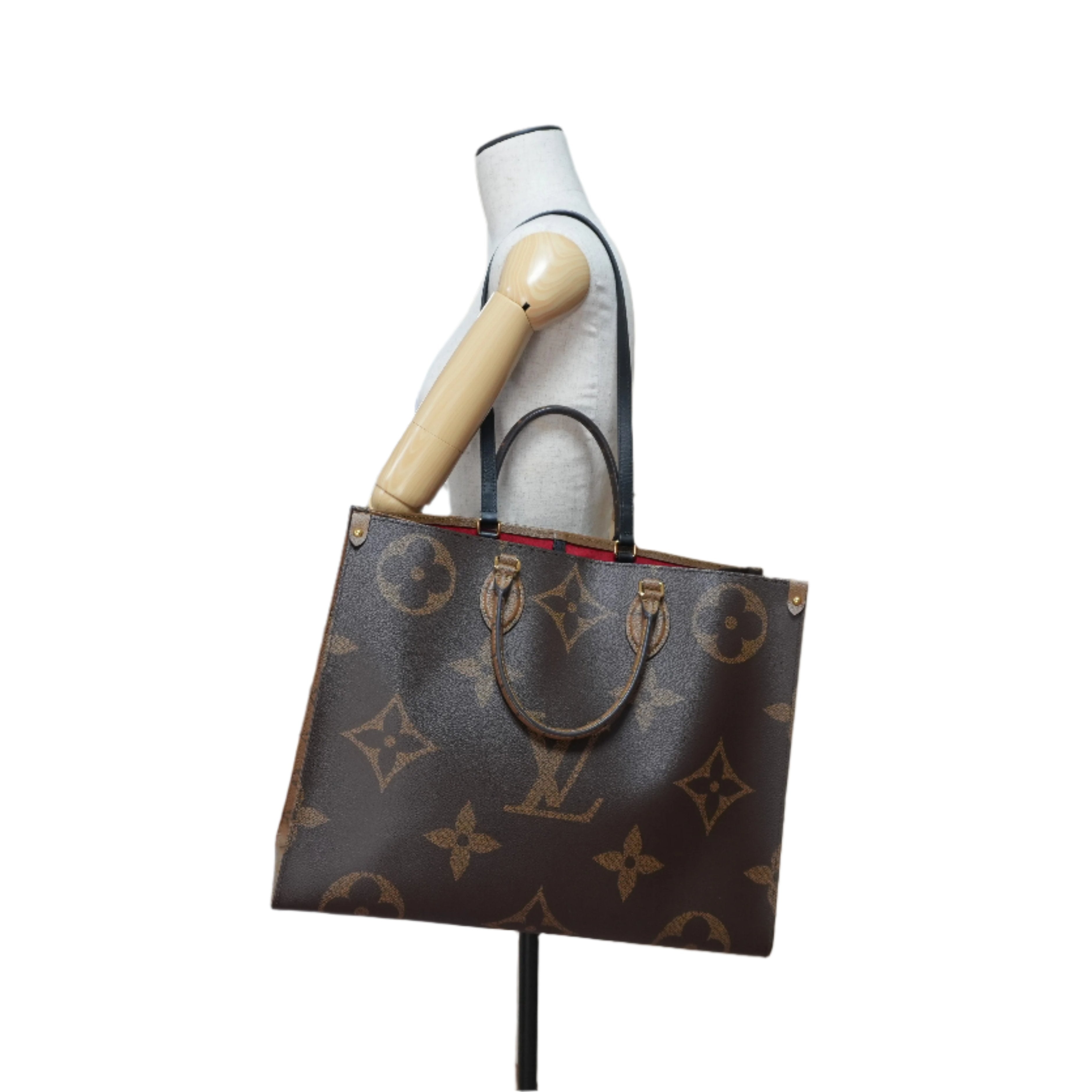 Louis Vuitton Giant Monogram Reverse On the Go GM Used