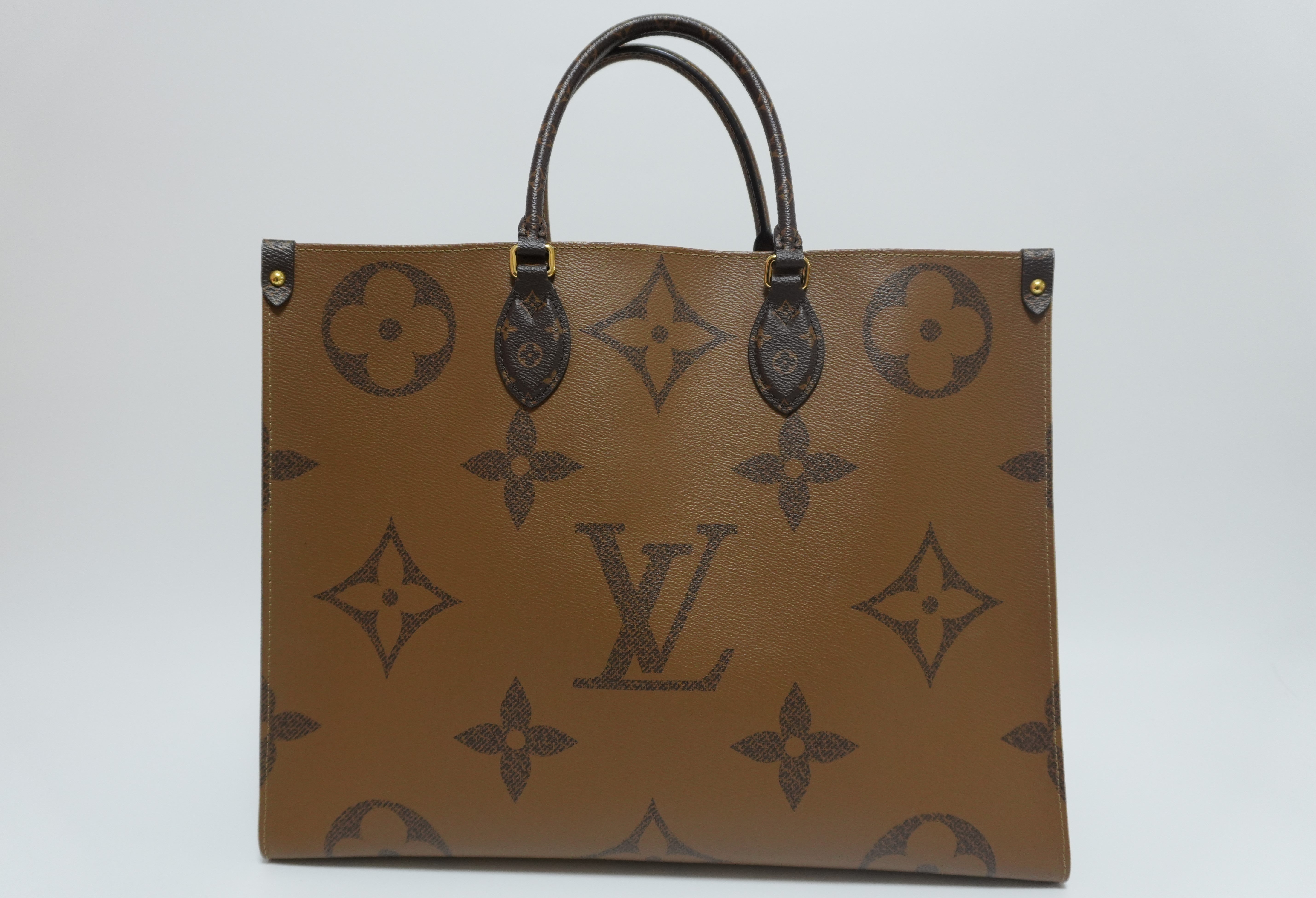 Louis Vuitton Giant Monogram Reverse On the Go GM Used