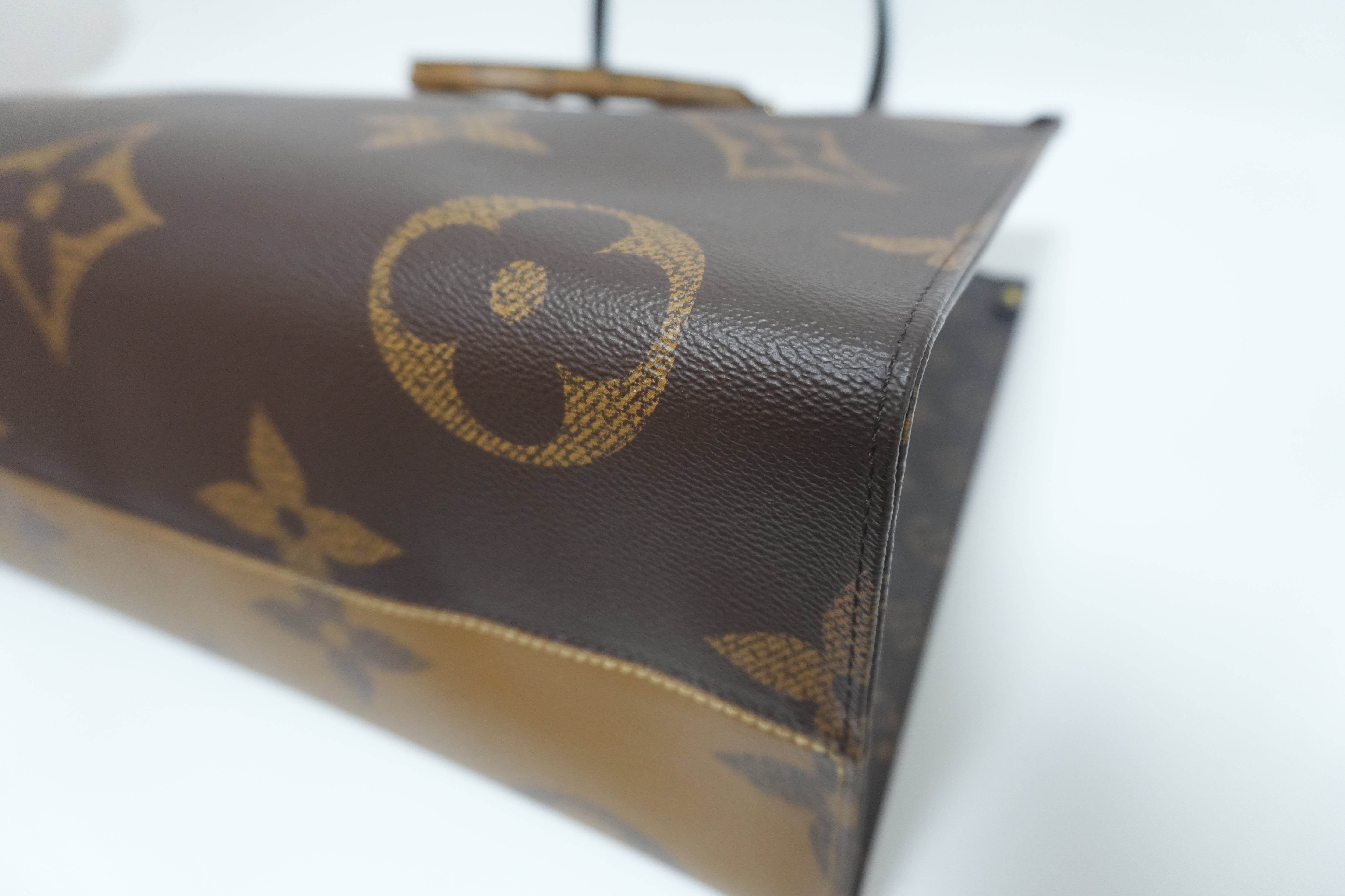 Louis Vuitton Giant Monogram Reverse On the Go GM Used