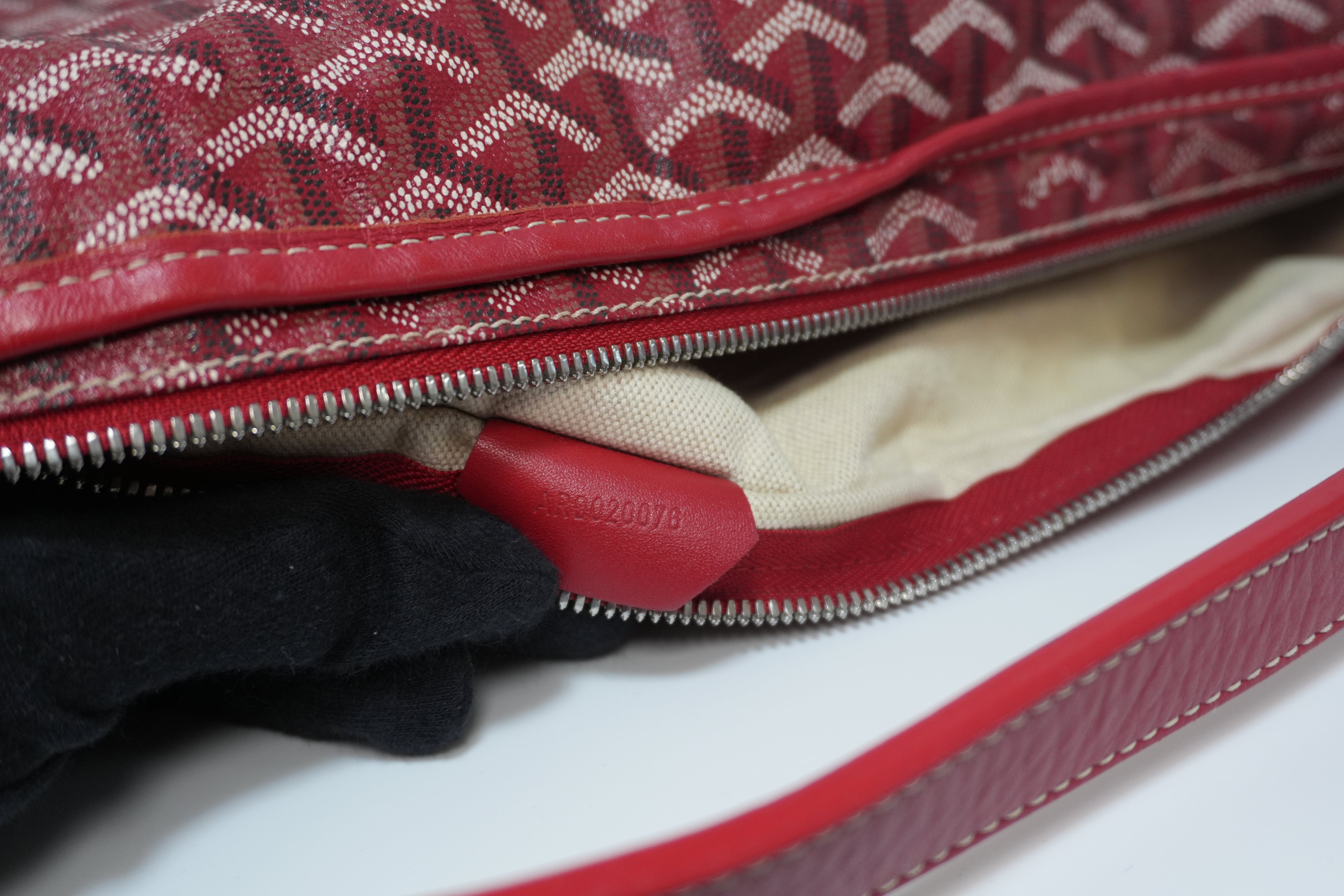 Goyard Fidji Hobo Bag Red Used