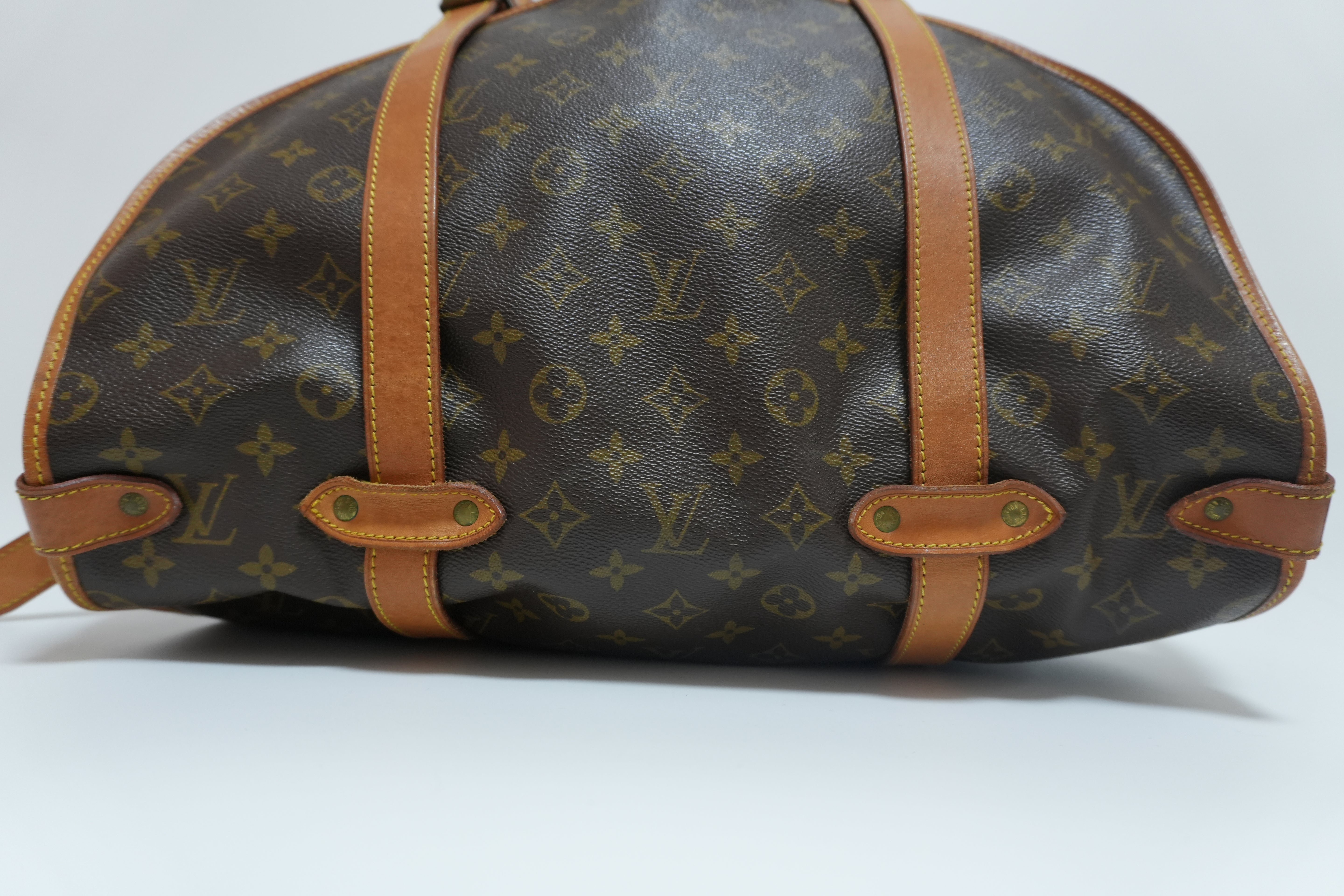 Louis Vuitton Monogram Saumur 43 Messenger Bag Used