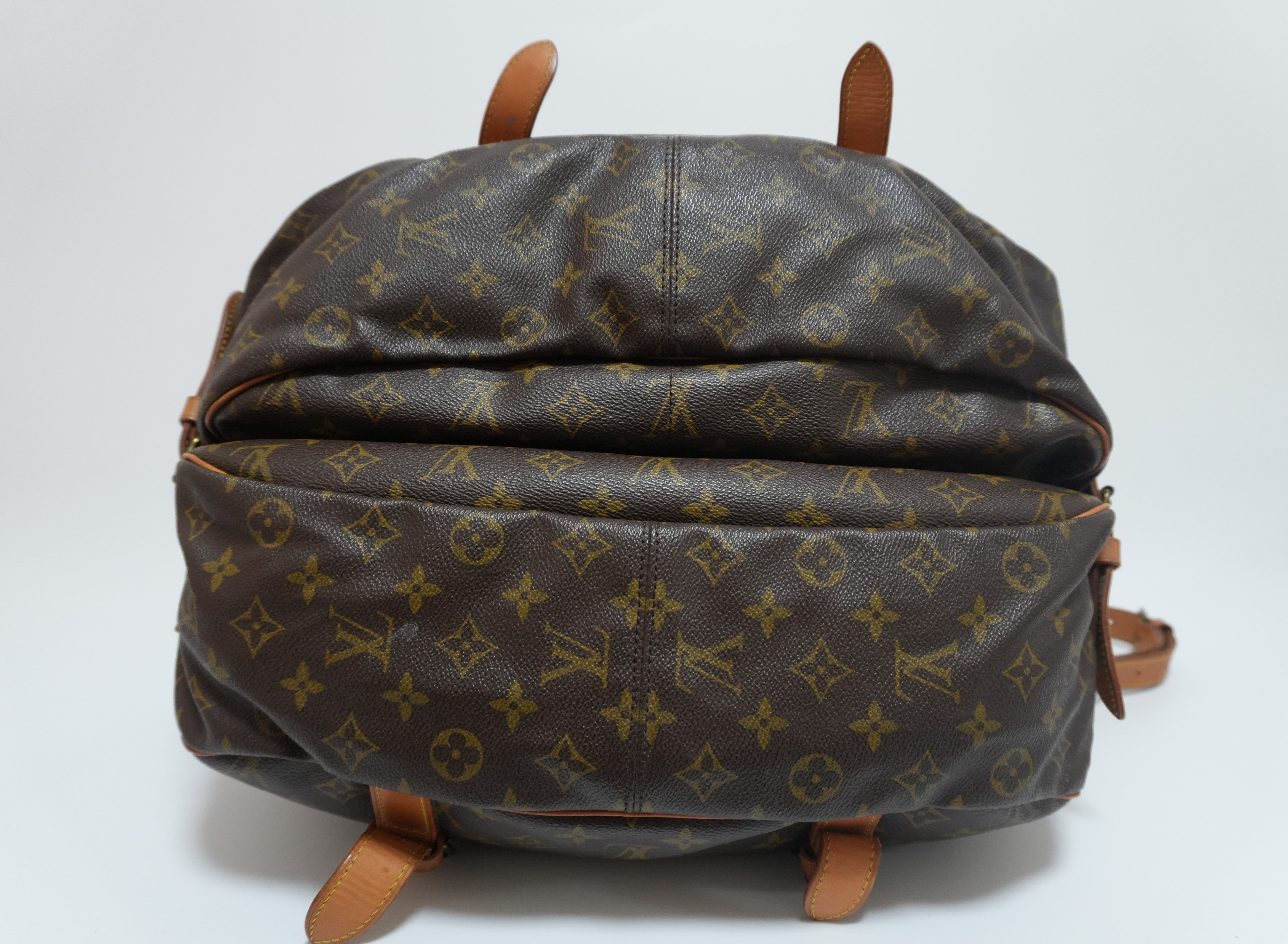 Louis Vuitton Monogram Saumur 43 Messenger Bag Used