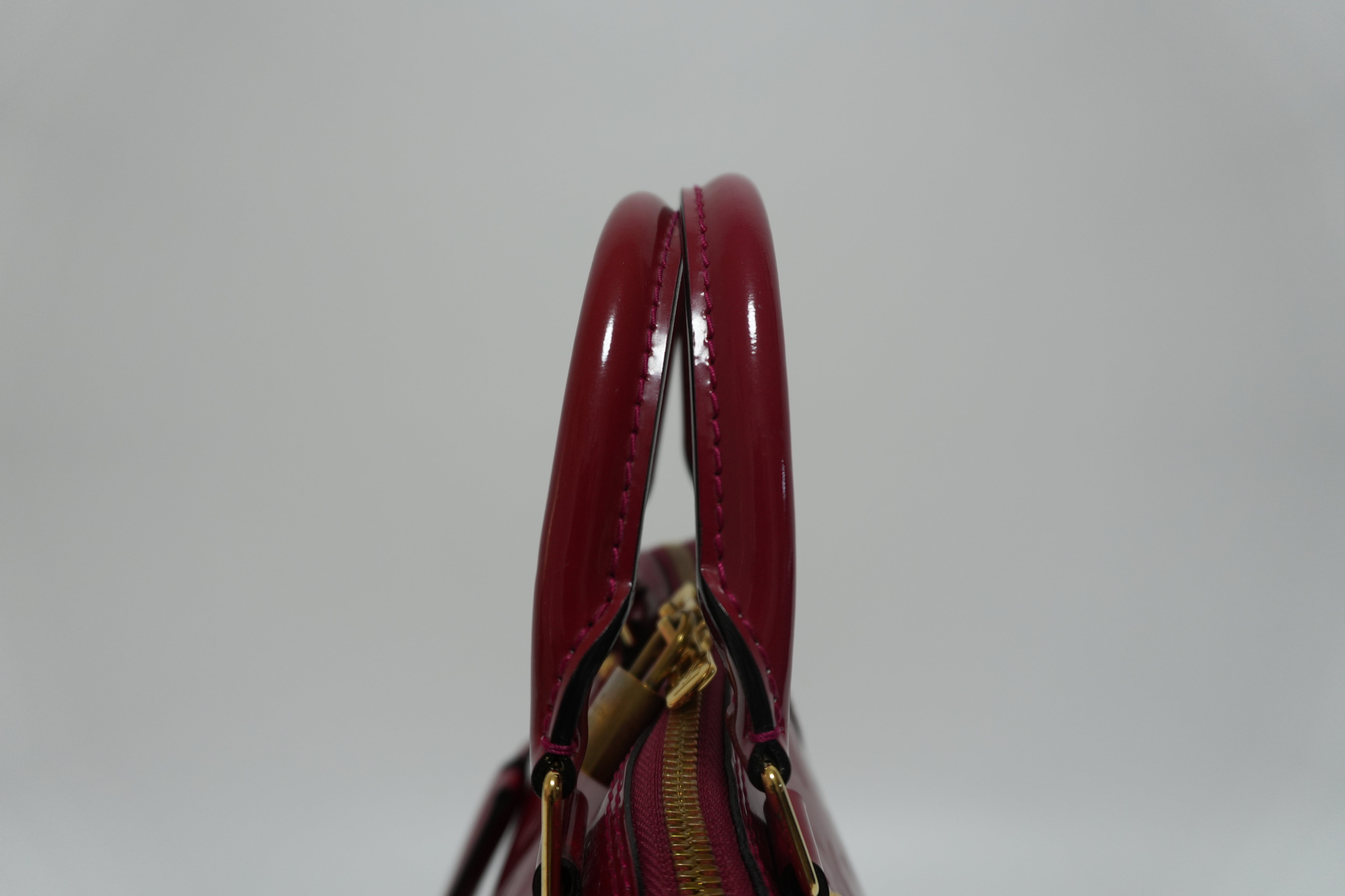 Louis Vuitton Vernis Alma PM Handbag Red Used