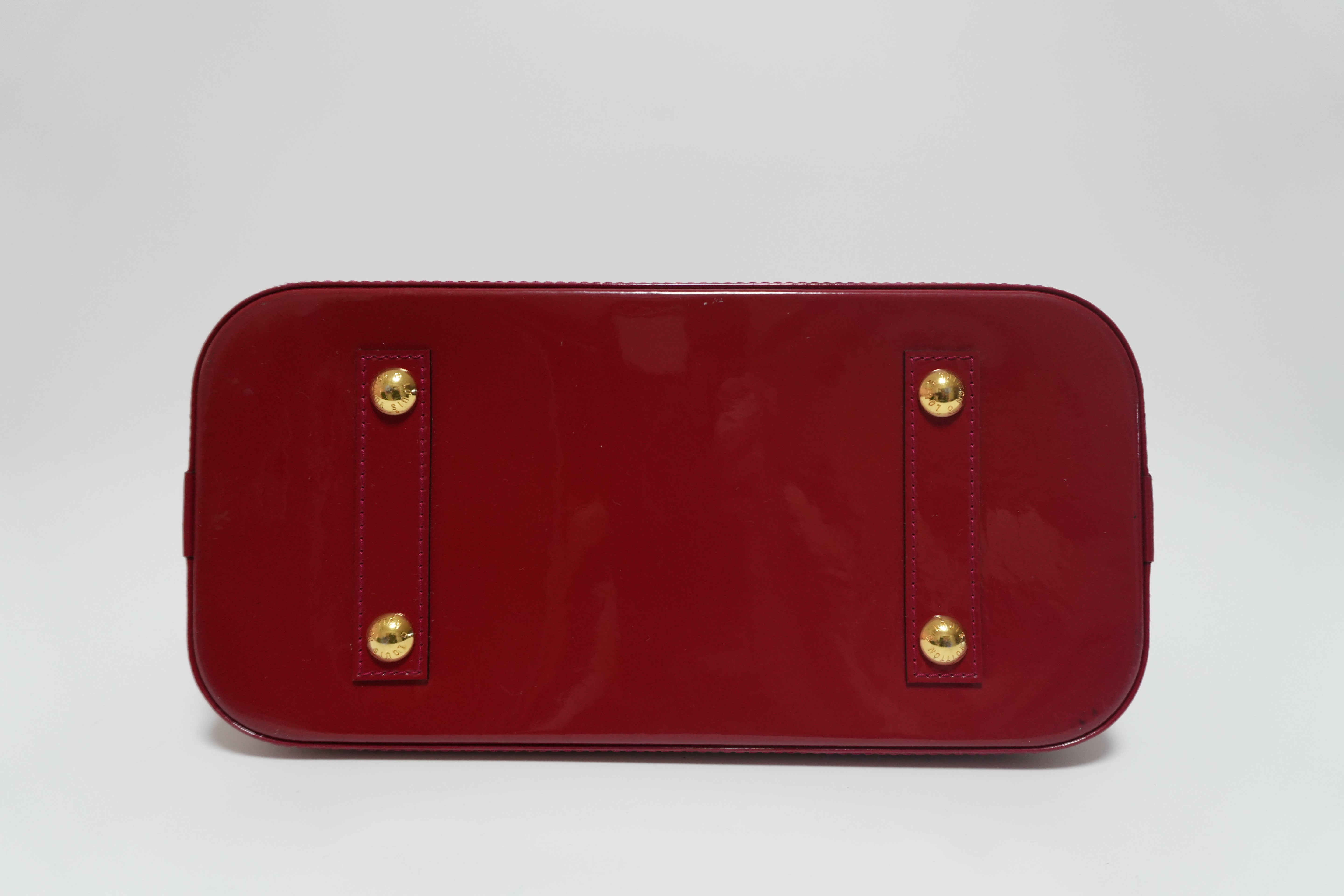 Louis Vuitton Vernis Alma PM Handbag Red Used