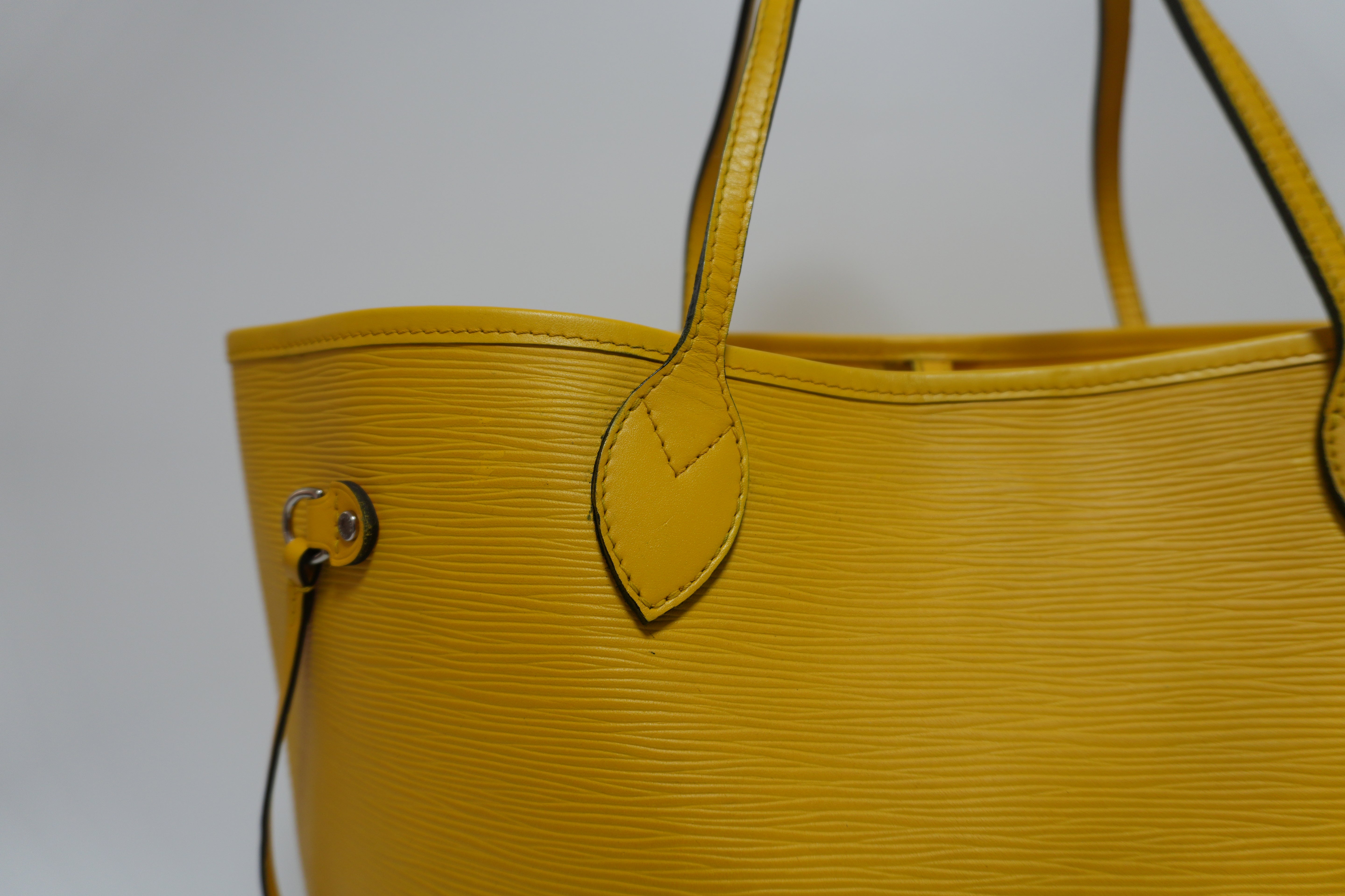 Louis Vuitton Neverfull MM Shoulder Tote Bag Yellow Used