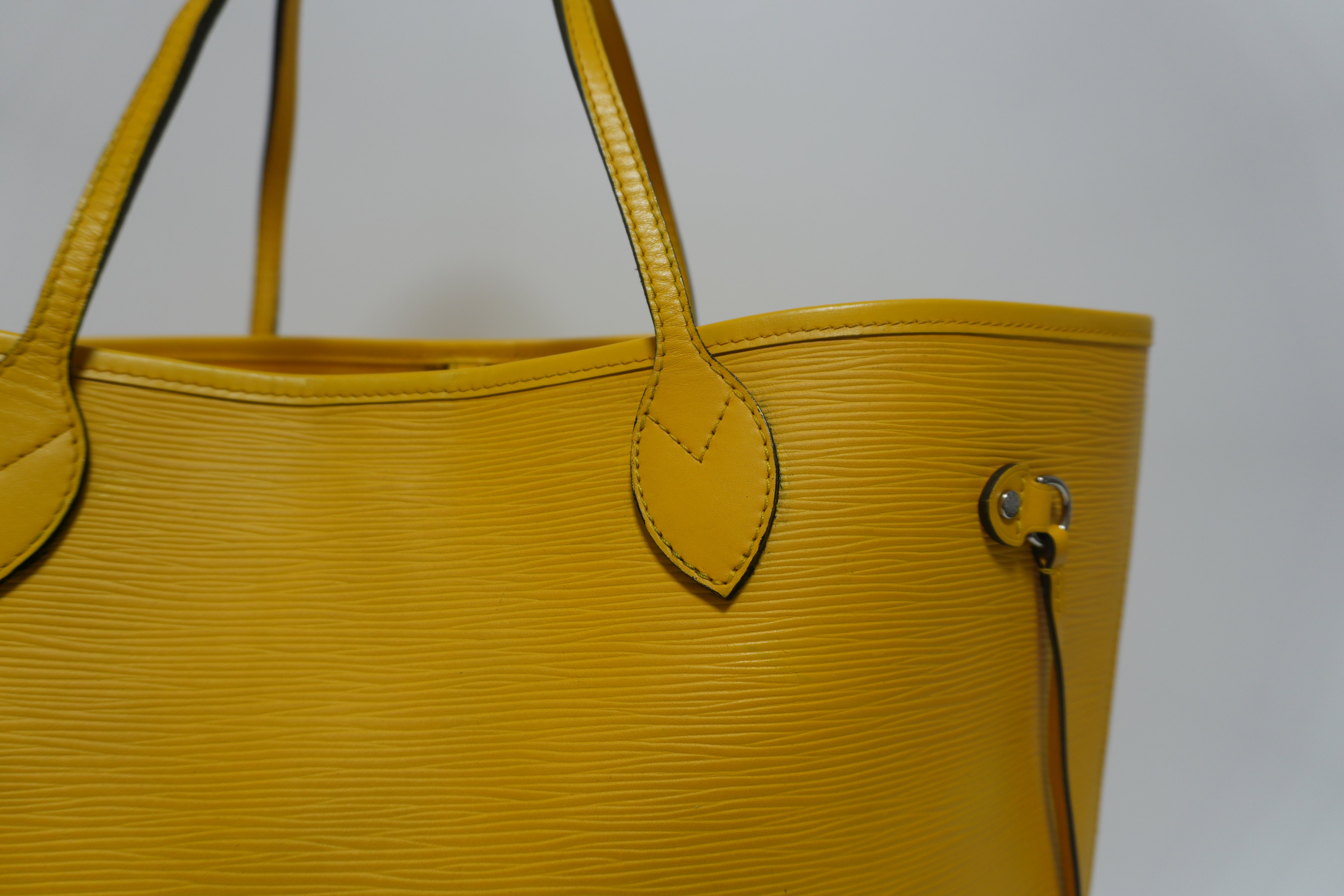 Louis Vuitton Neverfull MM Shoulder Tote Bag Yellow Used