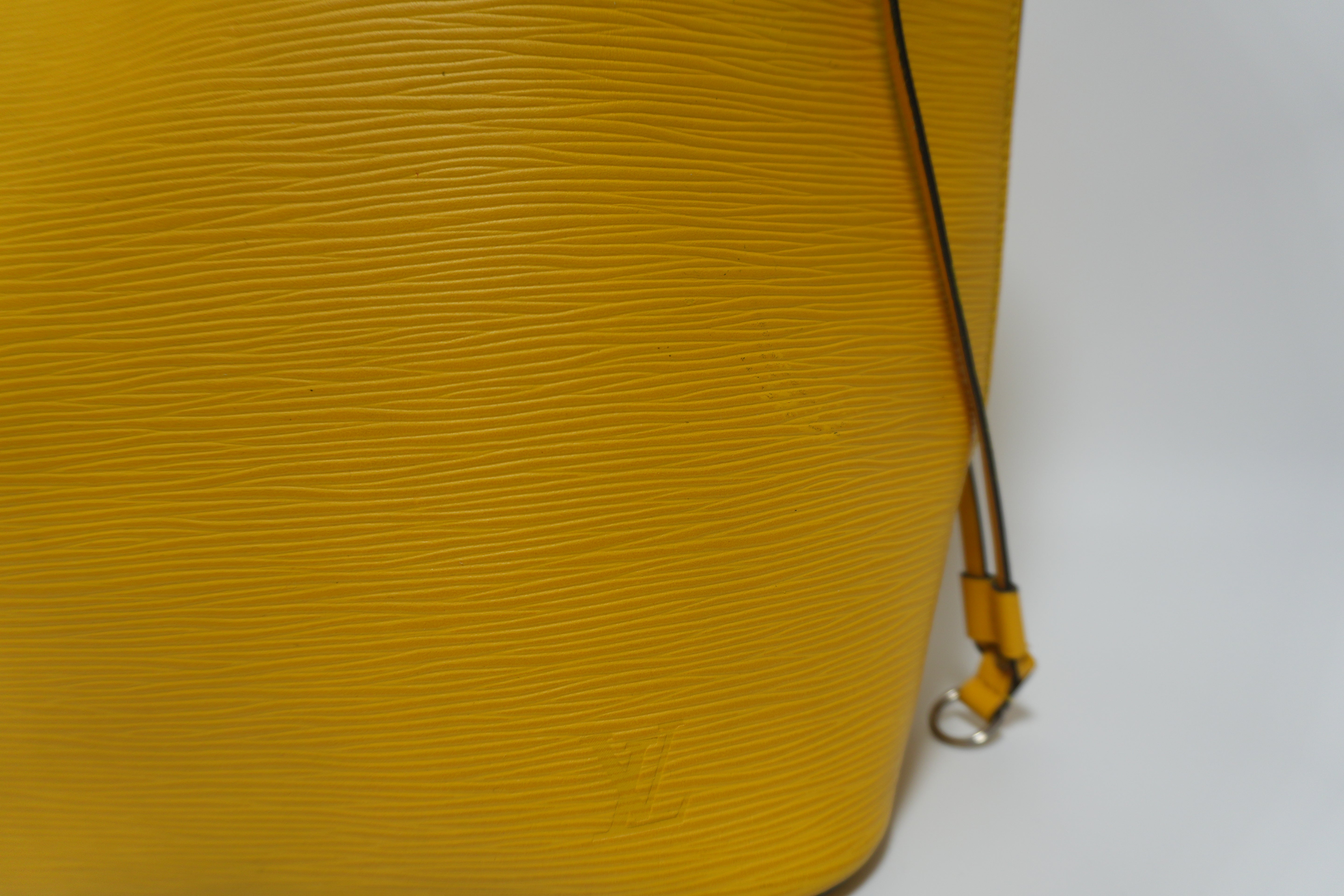 Louis Vuitton Neverfull MM Shoulder Tote Bag Yellow Used