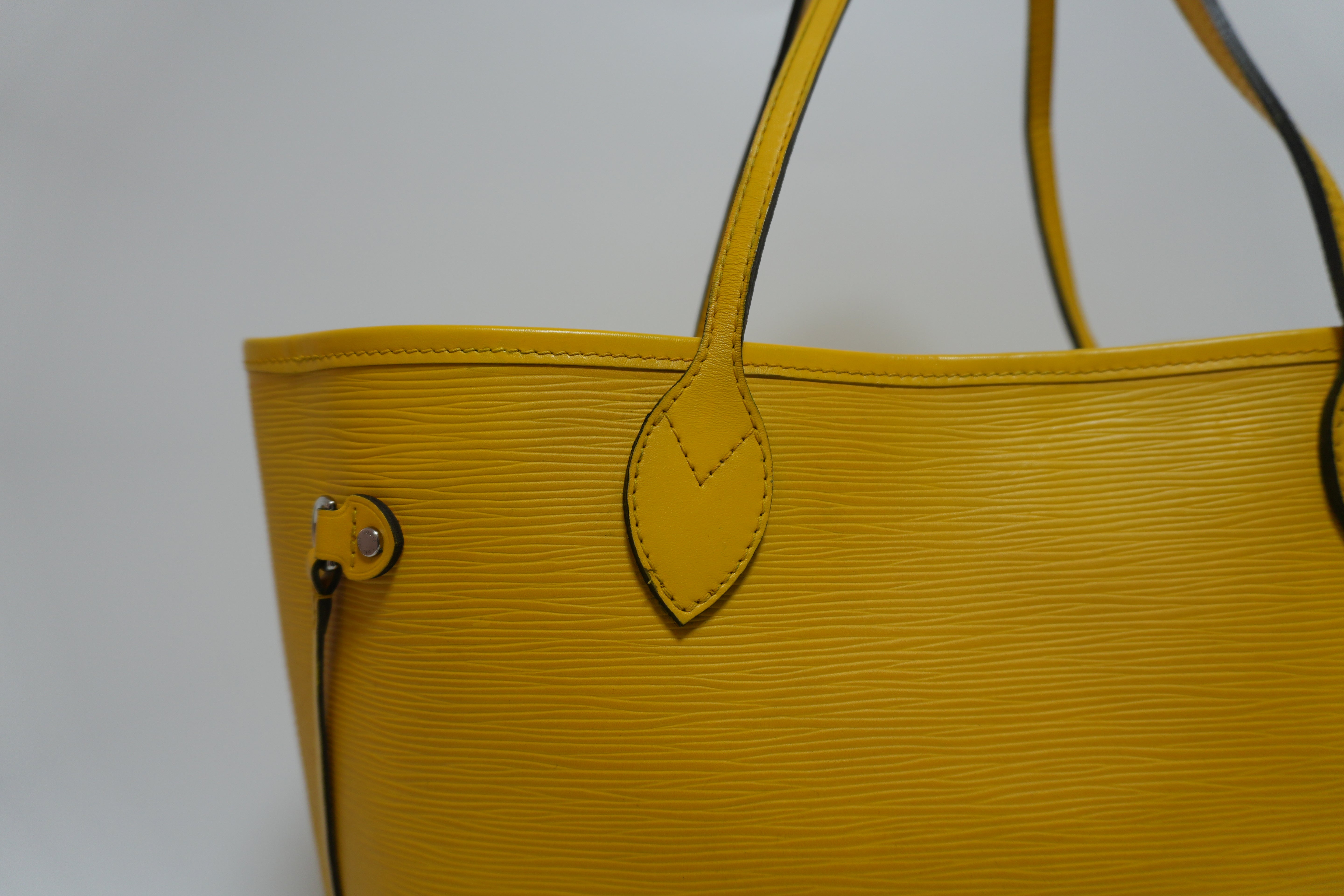 Louis Vuitton Neverfull MM Shoulder Tote Bag Yellow Used