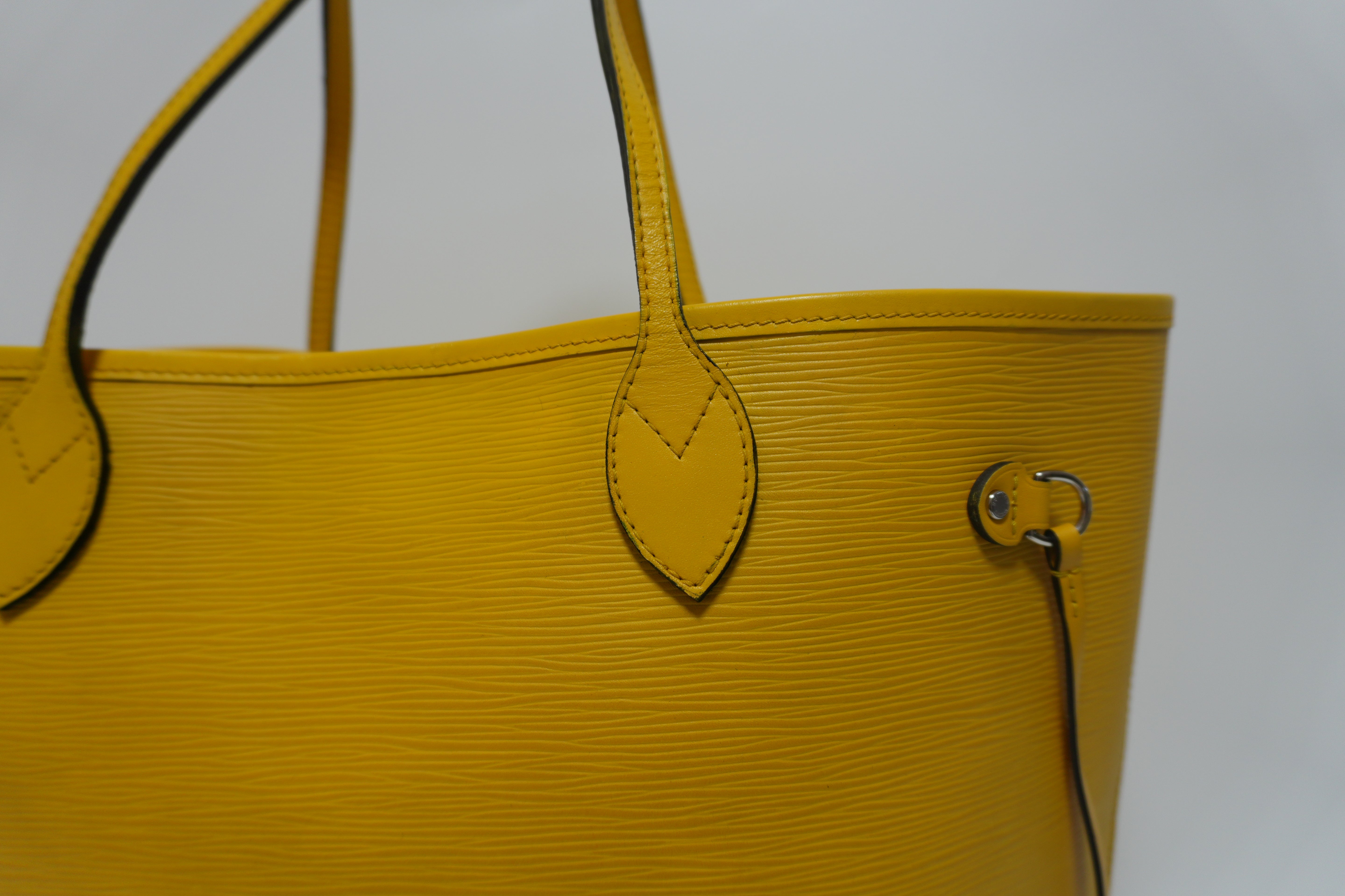 Louis Vuitton Neverfull MM Shoulder Tote Bag Yellow Used