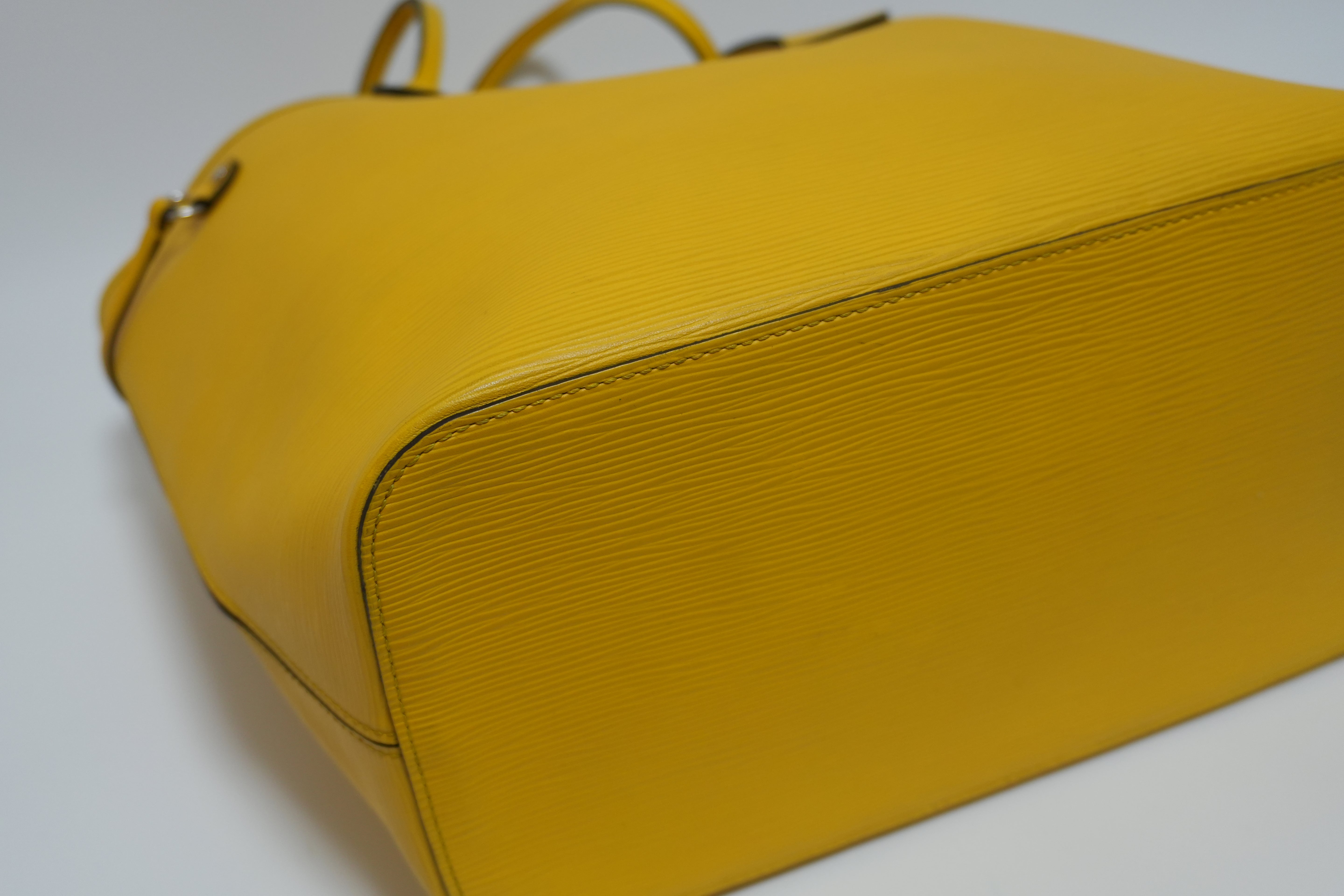 Louis Vuitton Neverfull MM Shoulder Tote Bag Yellow Used