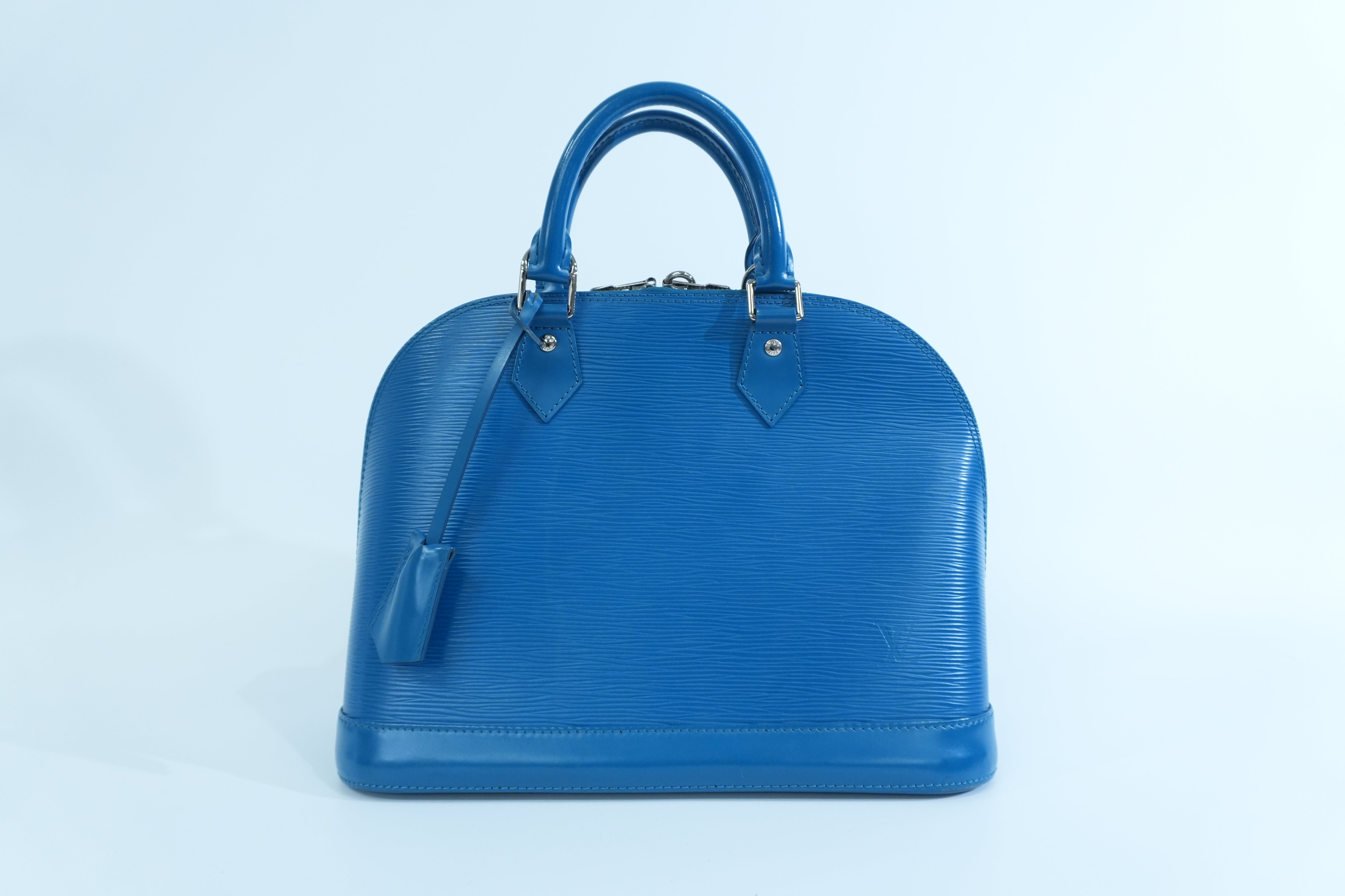 Pre-owned Louis Vuitton Epi Alma PM Cyan Handbag Teal