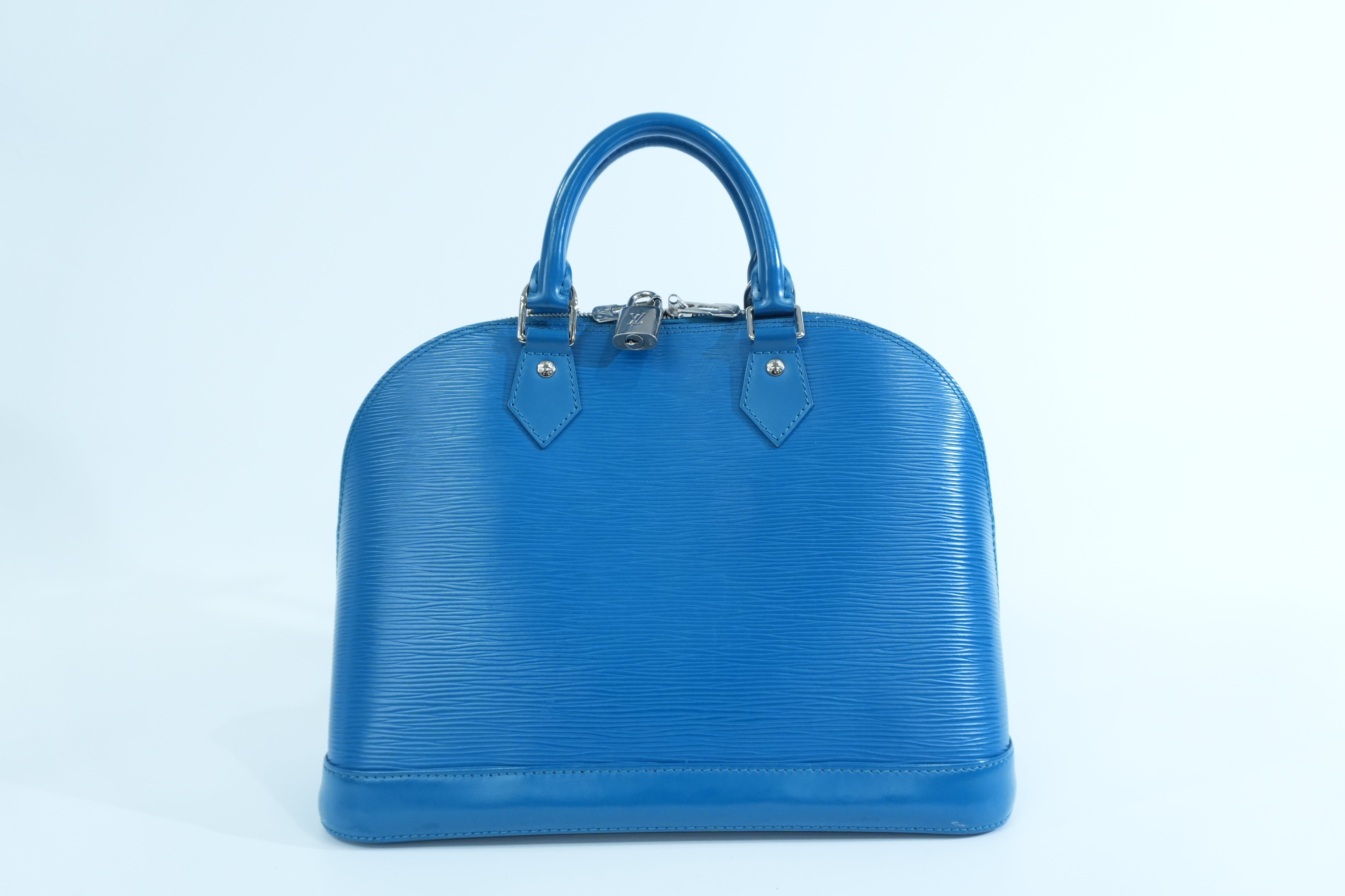 Pre-owned Louis Vuitton Epi Alma PM Cyan Handbag Teal
