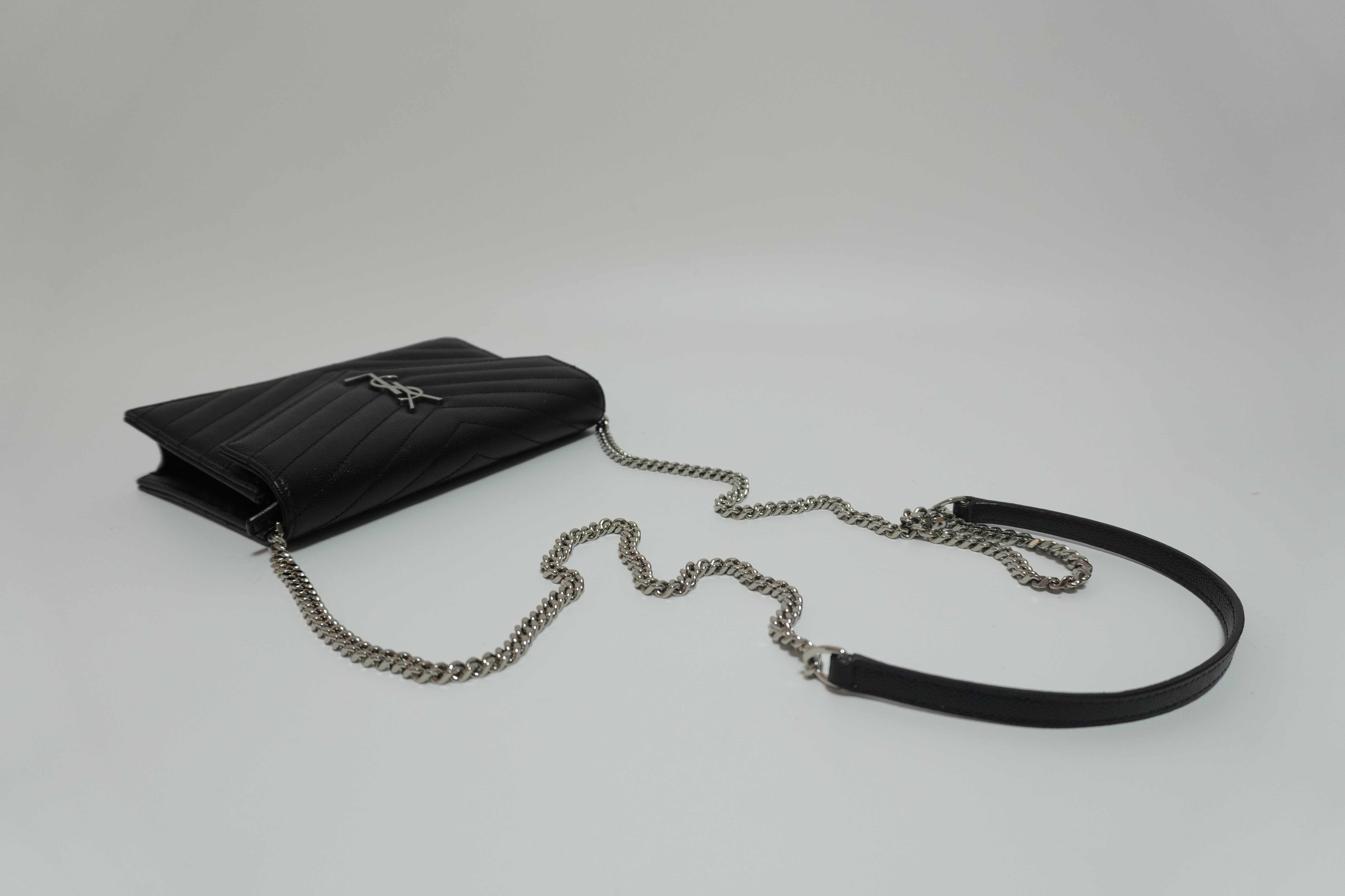 Yves Saint Laurent Cassandra Wallet on Chain Black Used