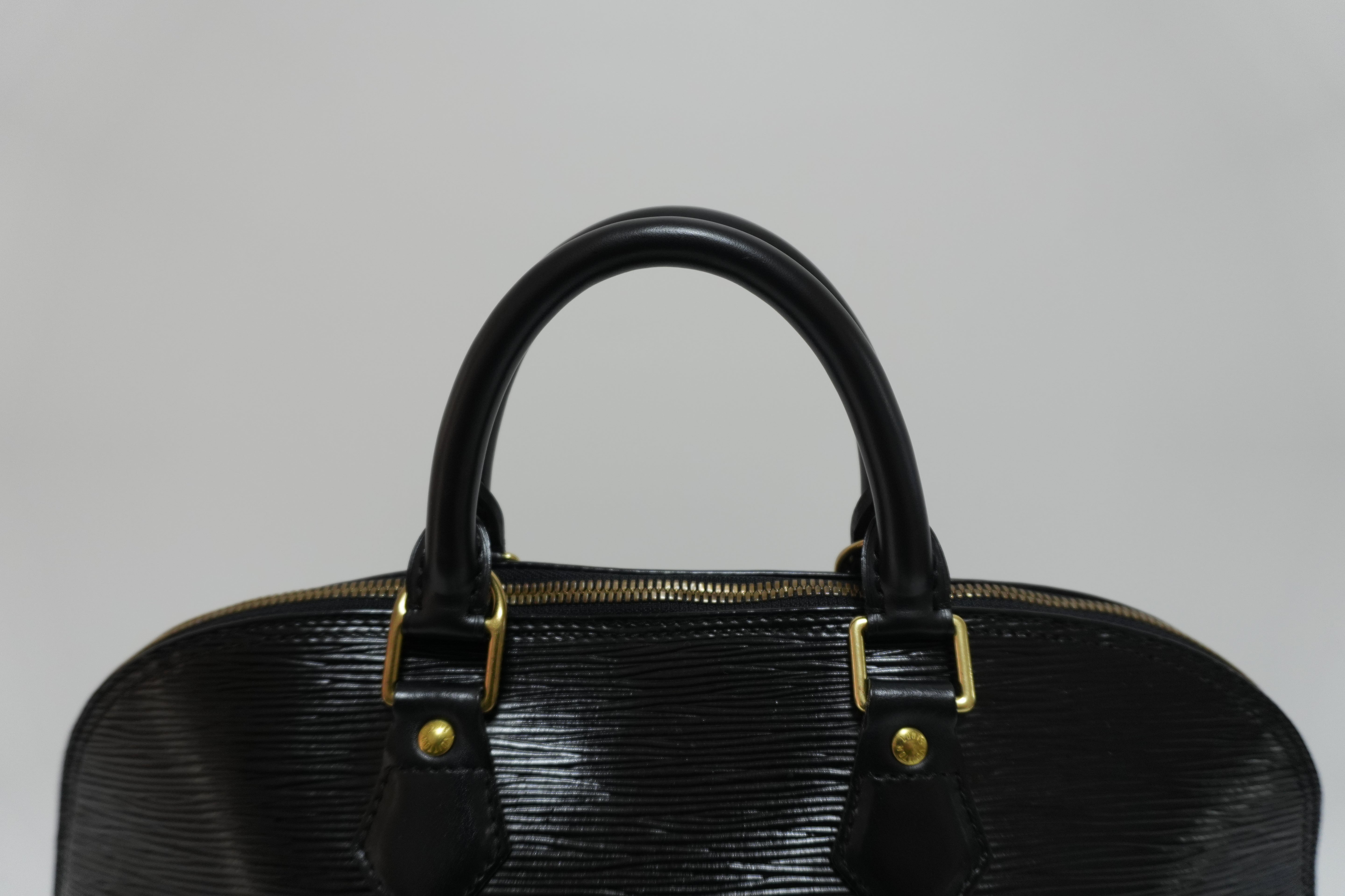 Louis Vuitton Epi Alma PM Handbag Black Used