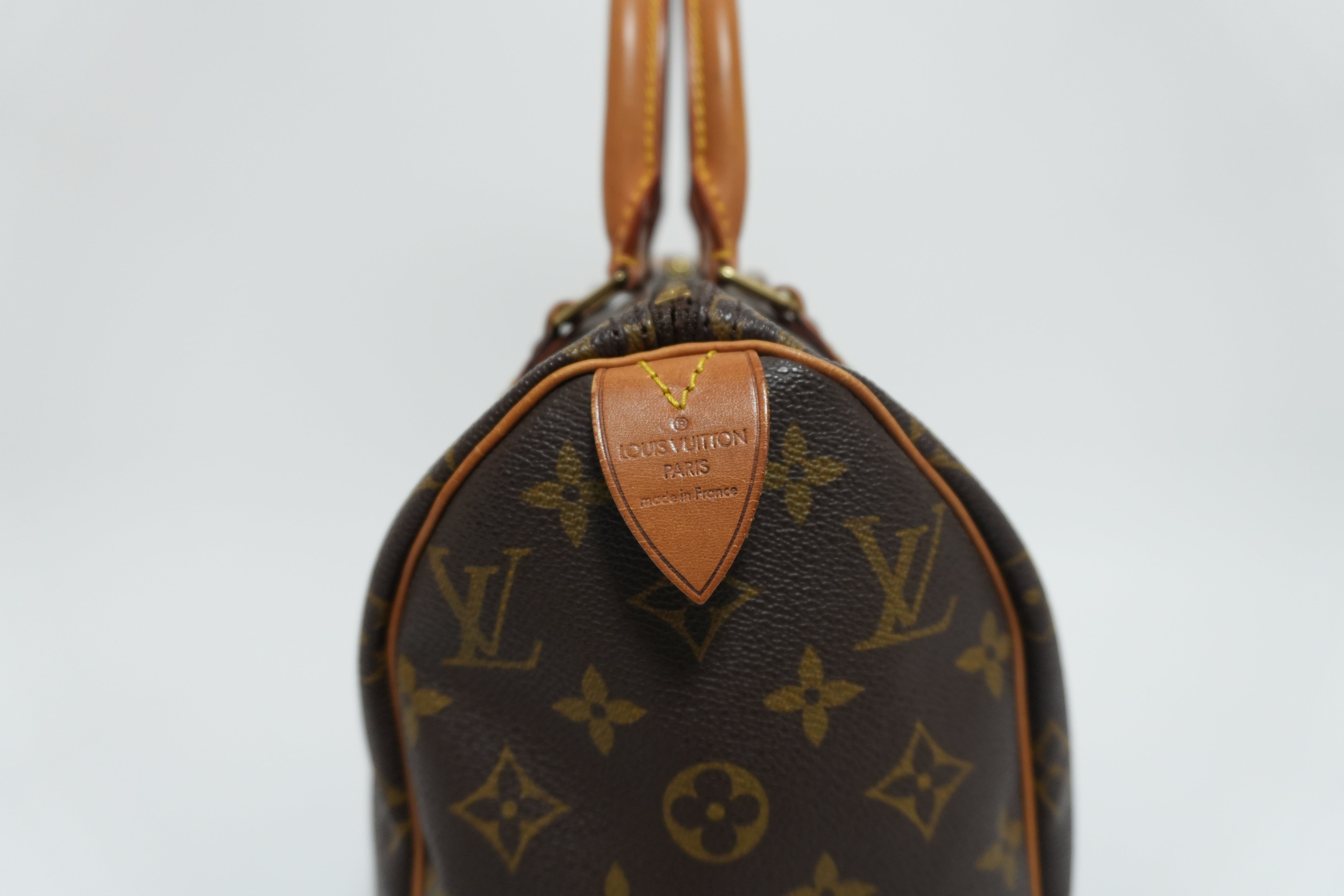 Louis Vuitton Monogram Speedy 25 Handbag Used