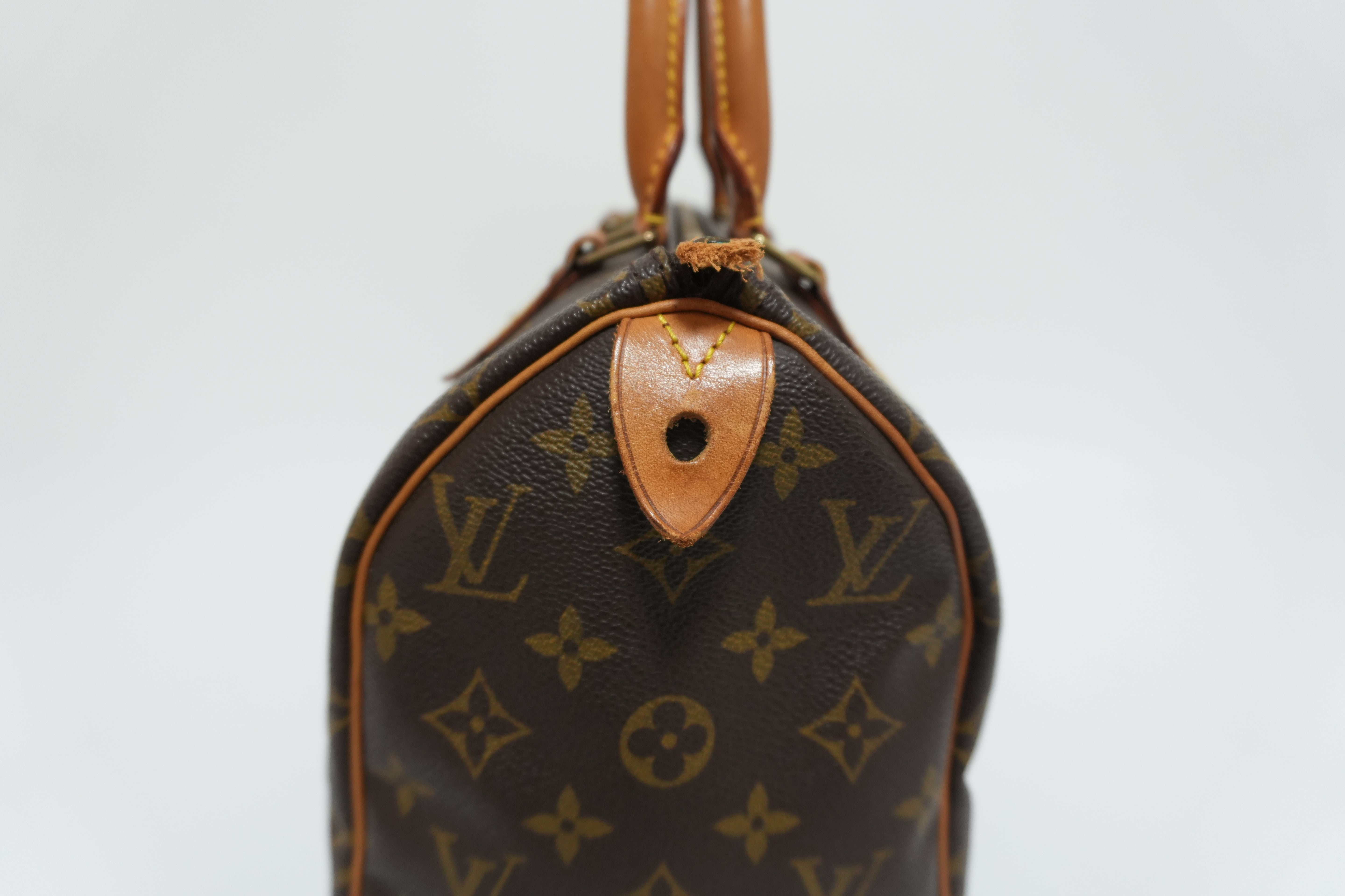 Louis Vuitton Monogram Speedy 25 Handbag Used