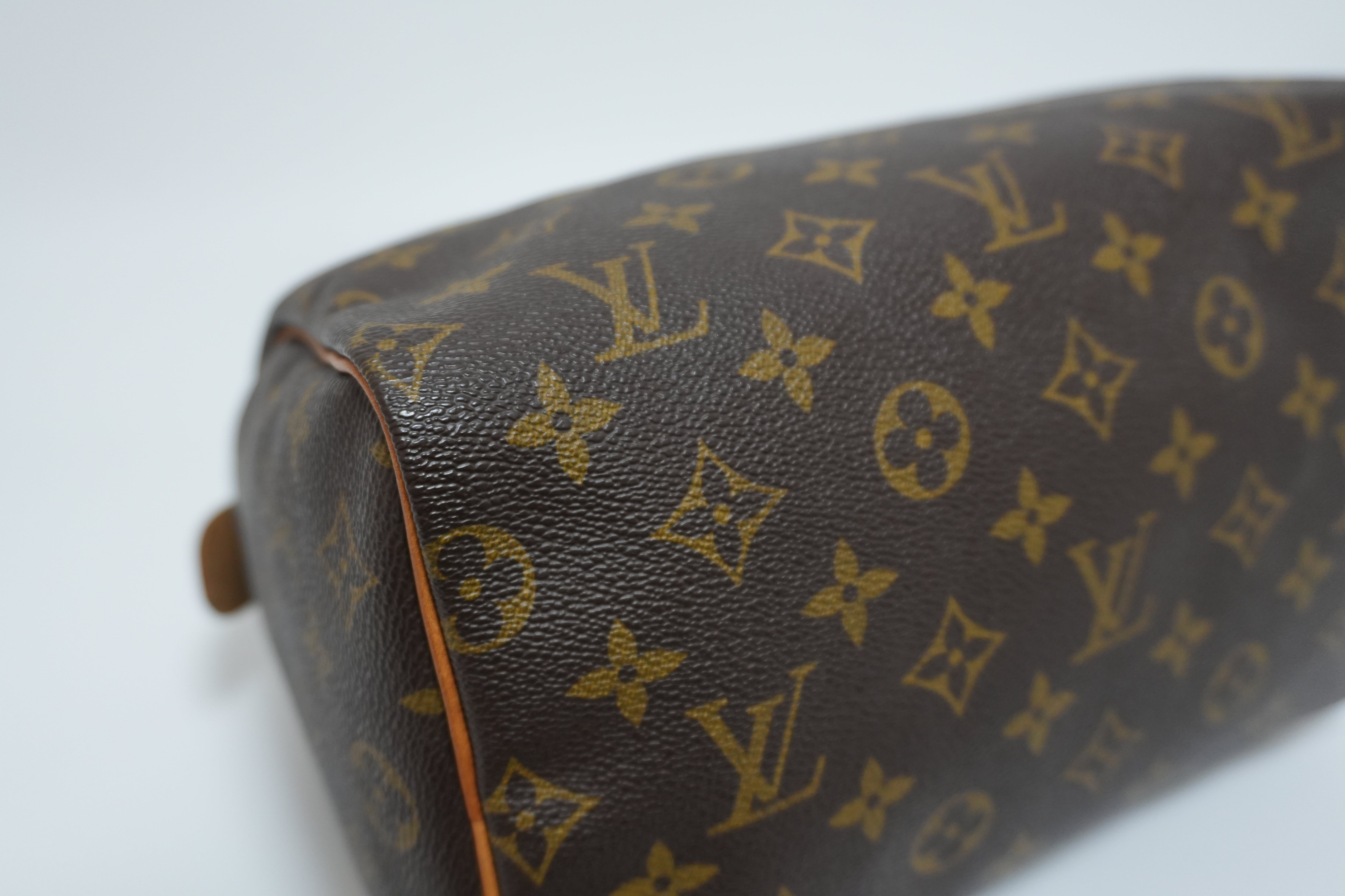 Louis Vuitton Monogram Speedy 25 Handbag Used