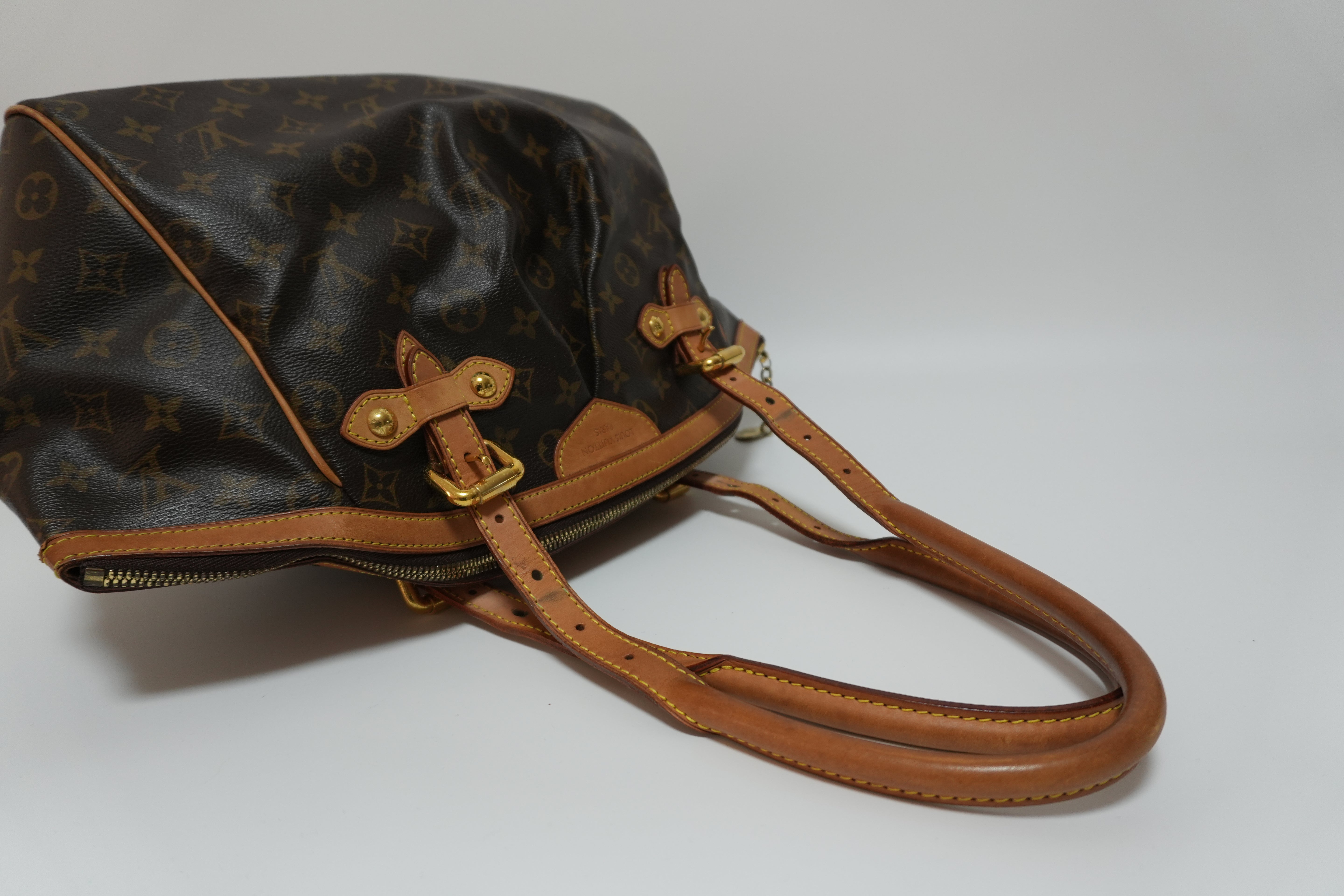 Louis Vuitton Monogram Tivoli GM Shoulder Bag Used