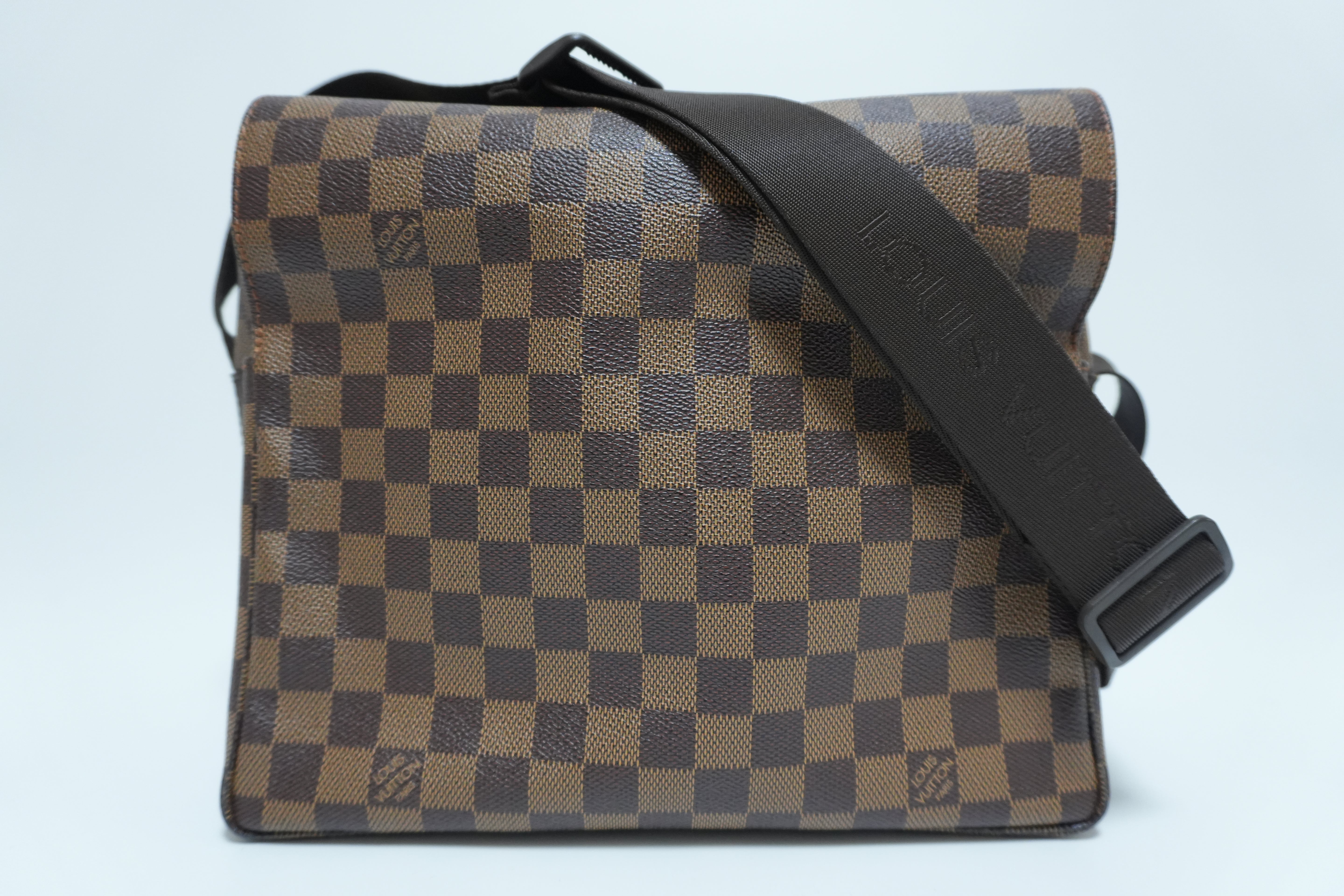 Louis Vuitton Damier Ebene Naviglio Messenger Bag Used