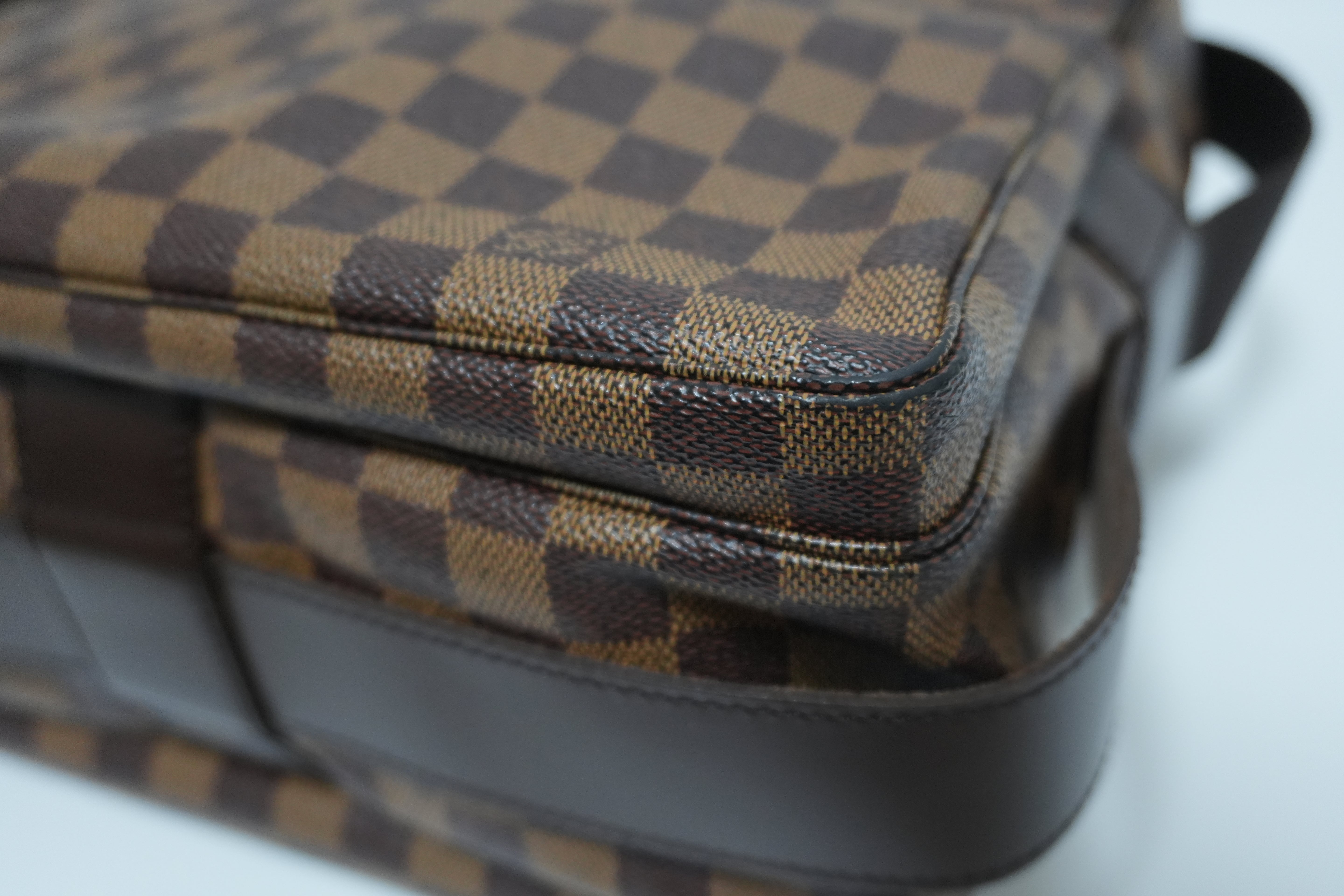 Louis Vuitton Damier Ebene Naviglio Messenger Bag Used