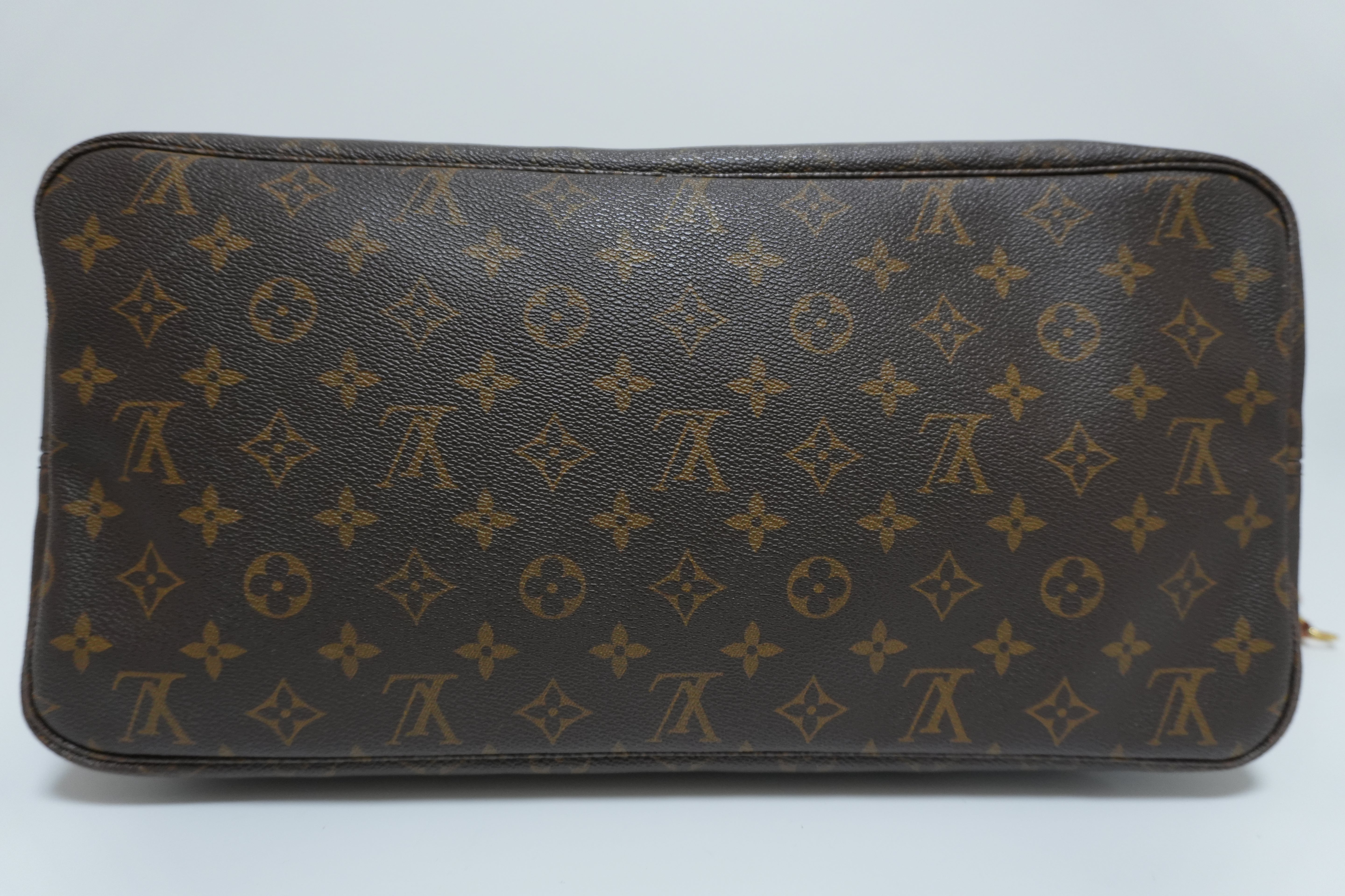 Louis Vuitton Monogram Neverfull GM Tote Bag Used