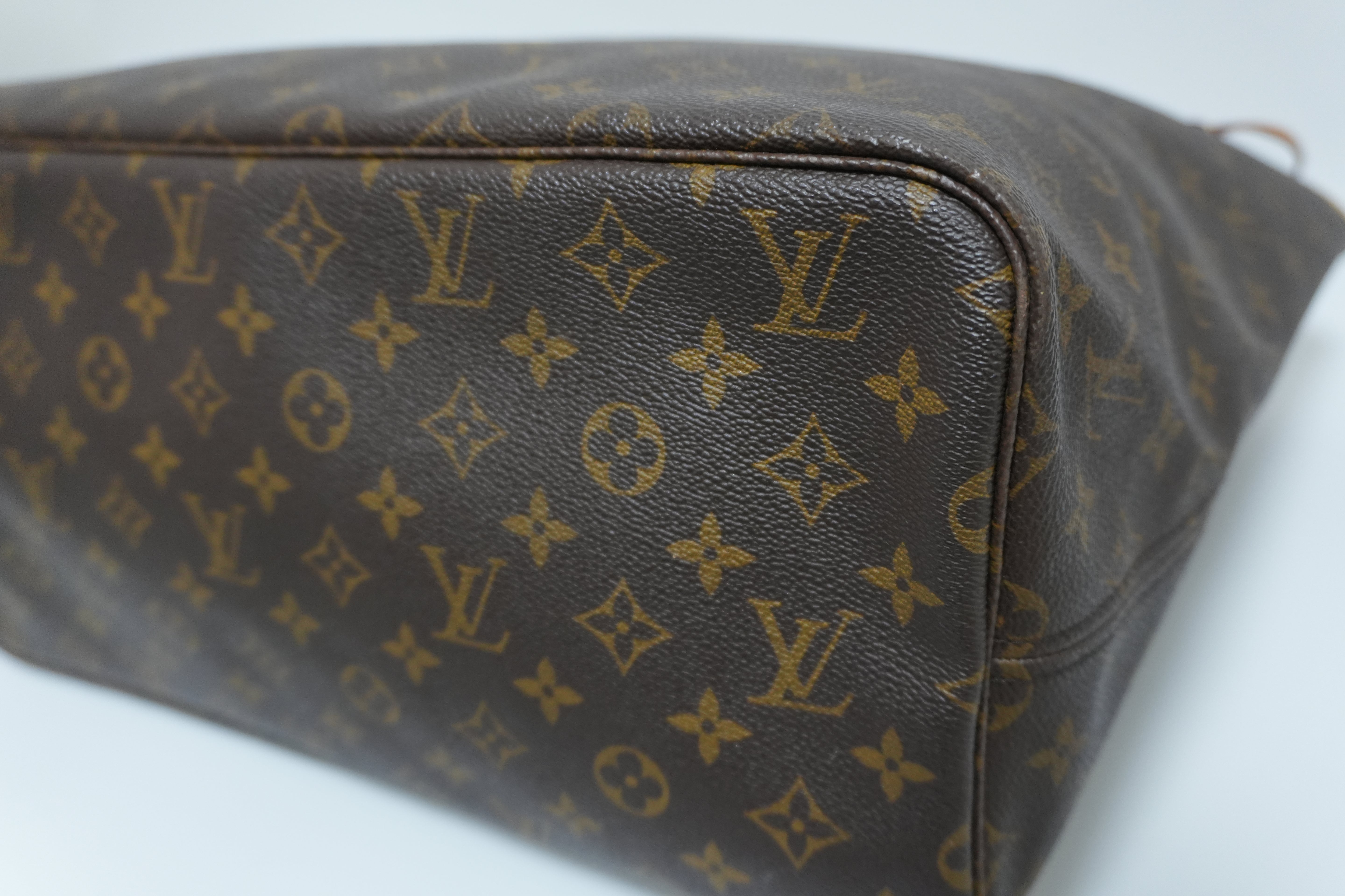 Louis Vuitton Monogram Neverfull GM Tote Bag Used