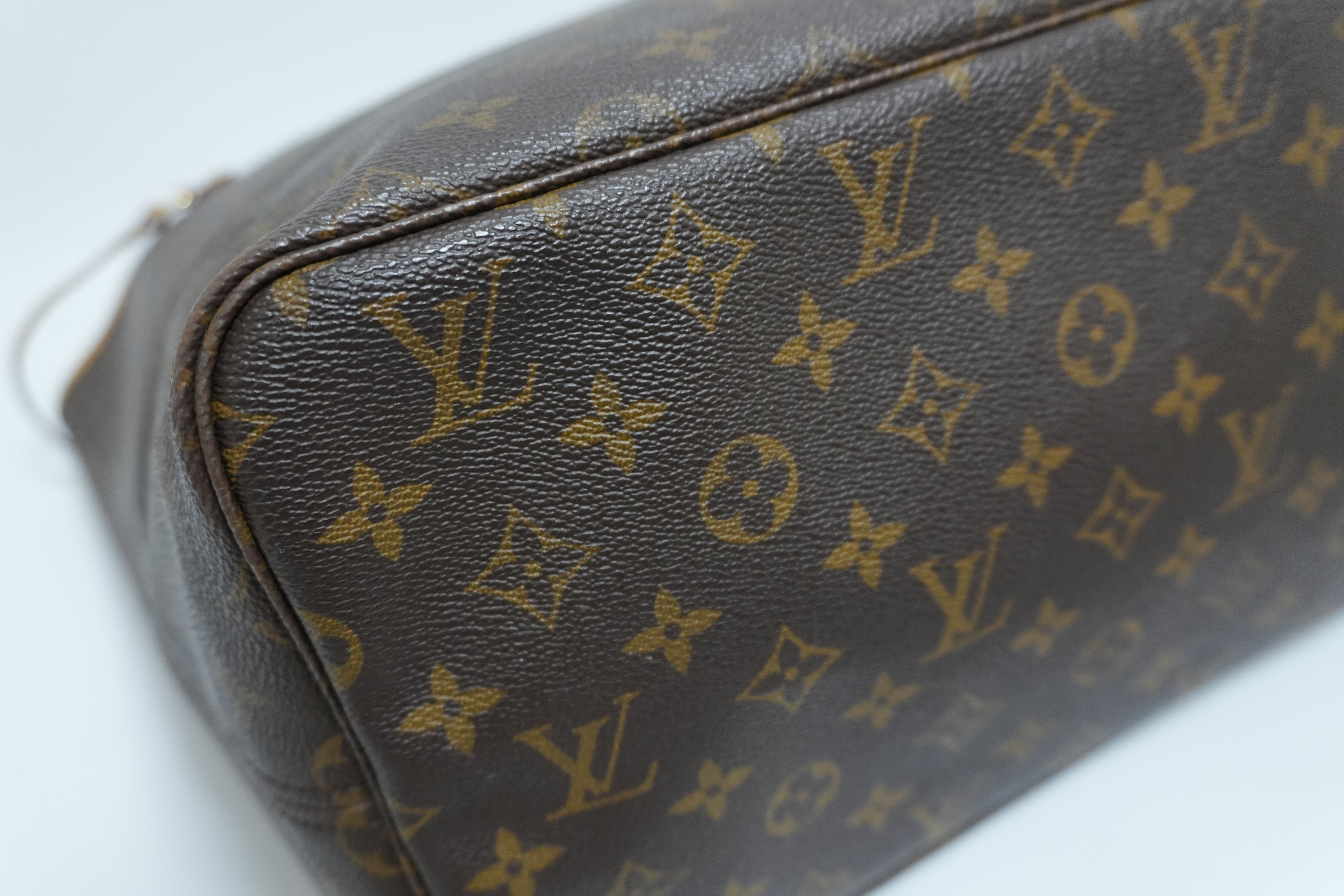 Louis Vuitton Monogram Neverfull GM Tote Bag Used