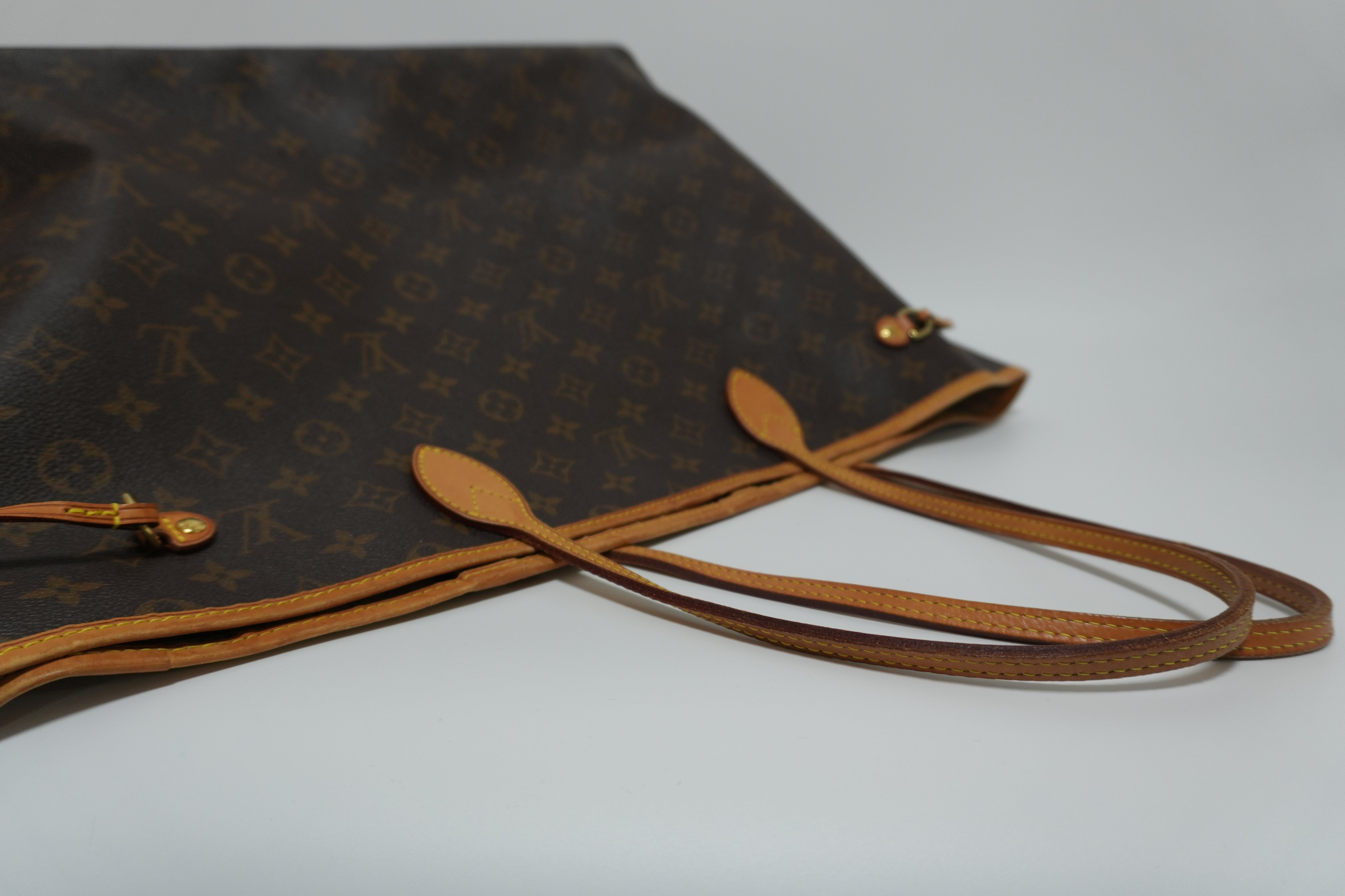 Louis Vuitton Monogram Neverfull GM Tote Bag Used