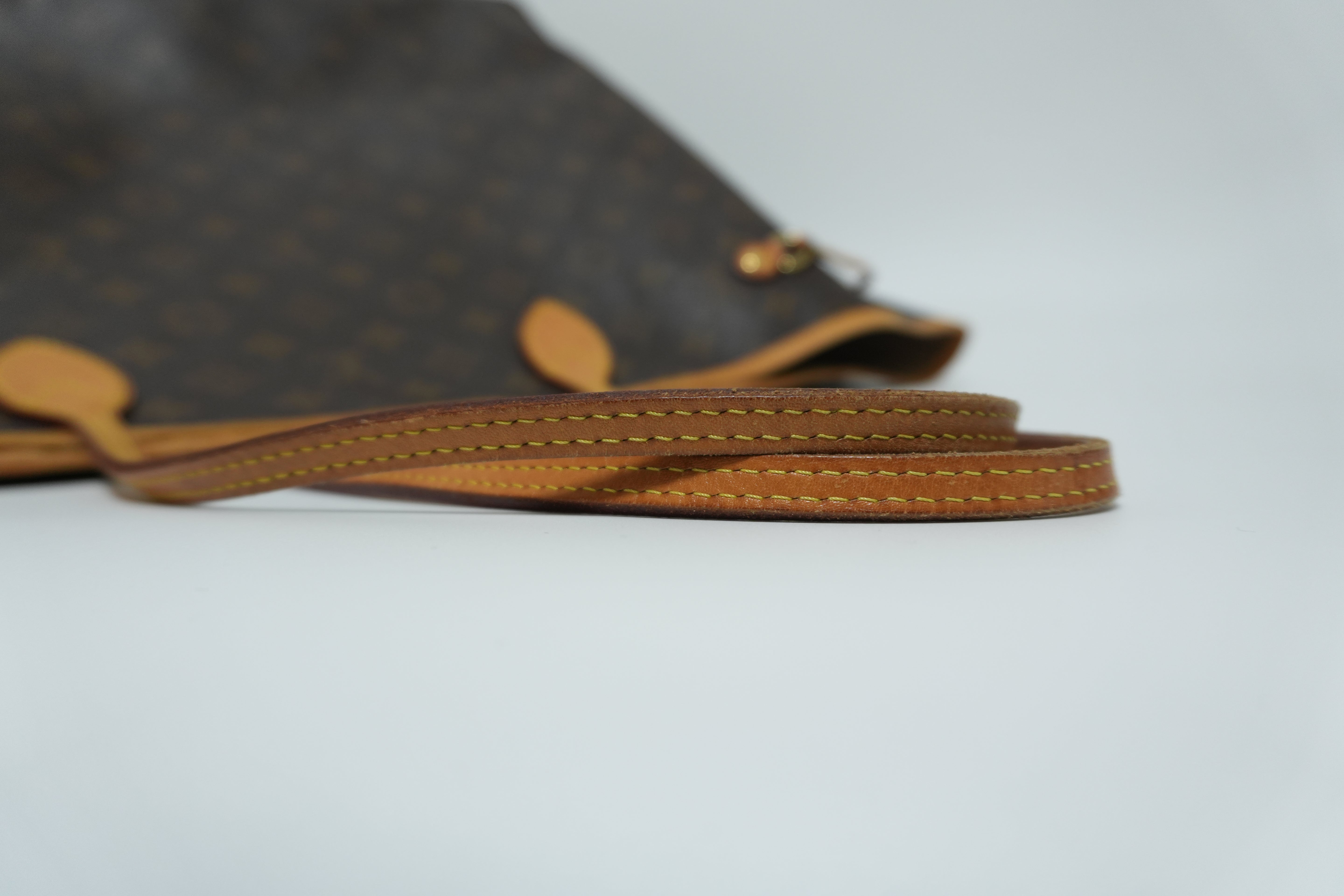 Louis Vuitton Monogram Neverfull GM Tote Bag Used