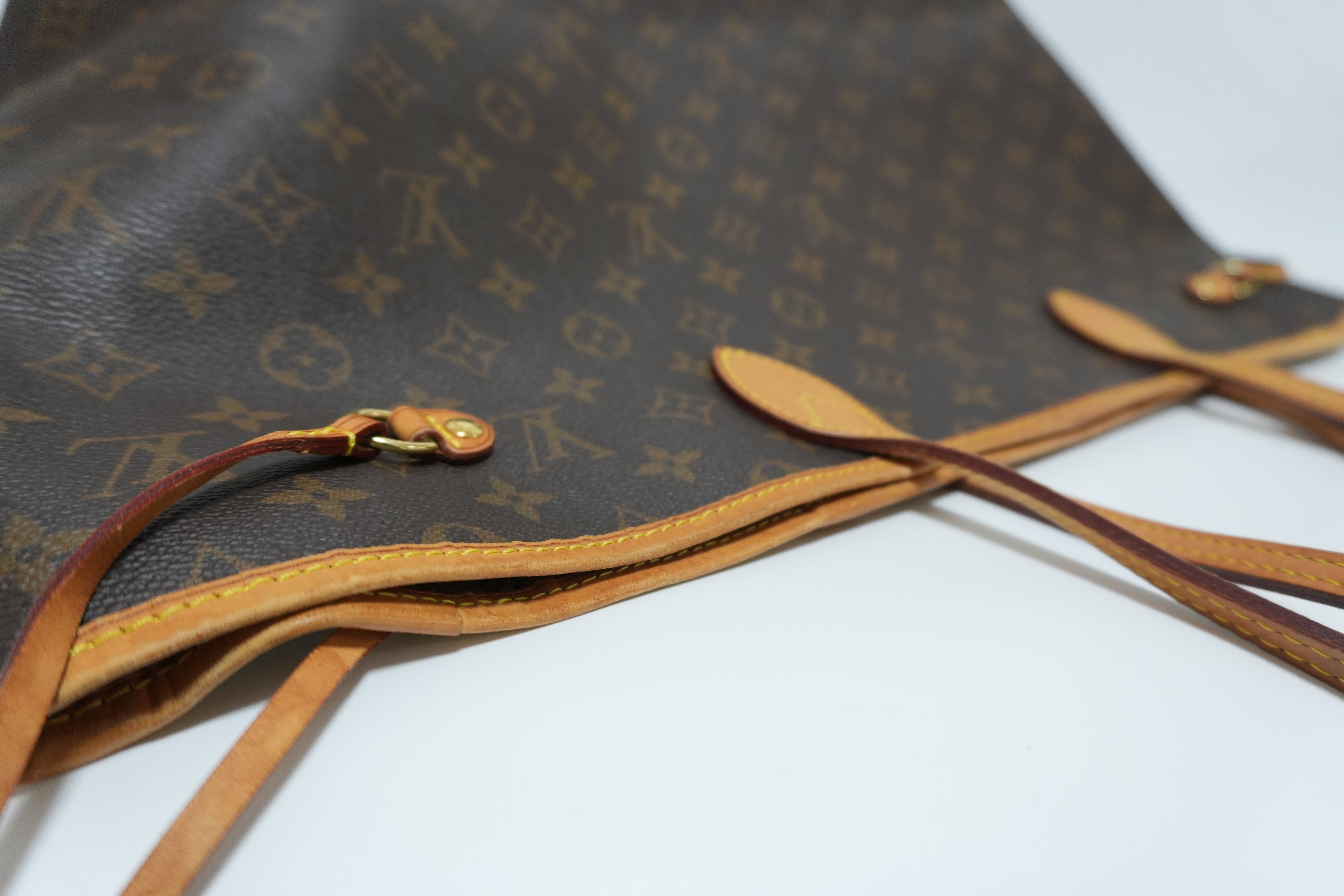 Louis Vuitton Monogram Neverfull GM Tote Bag Used