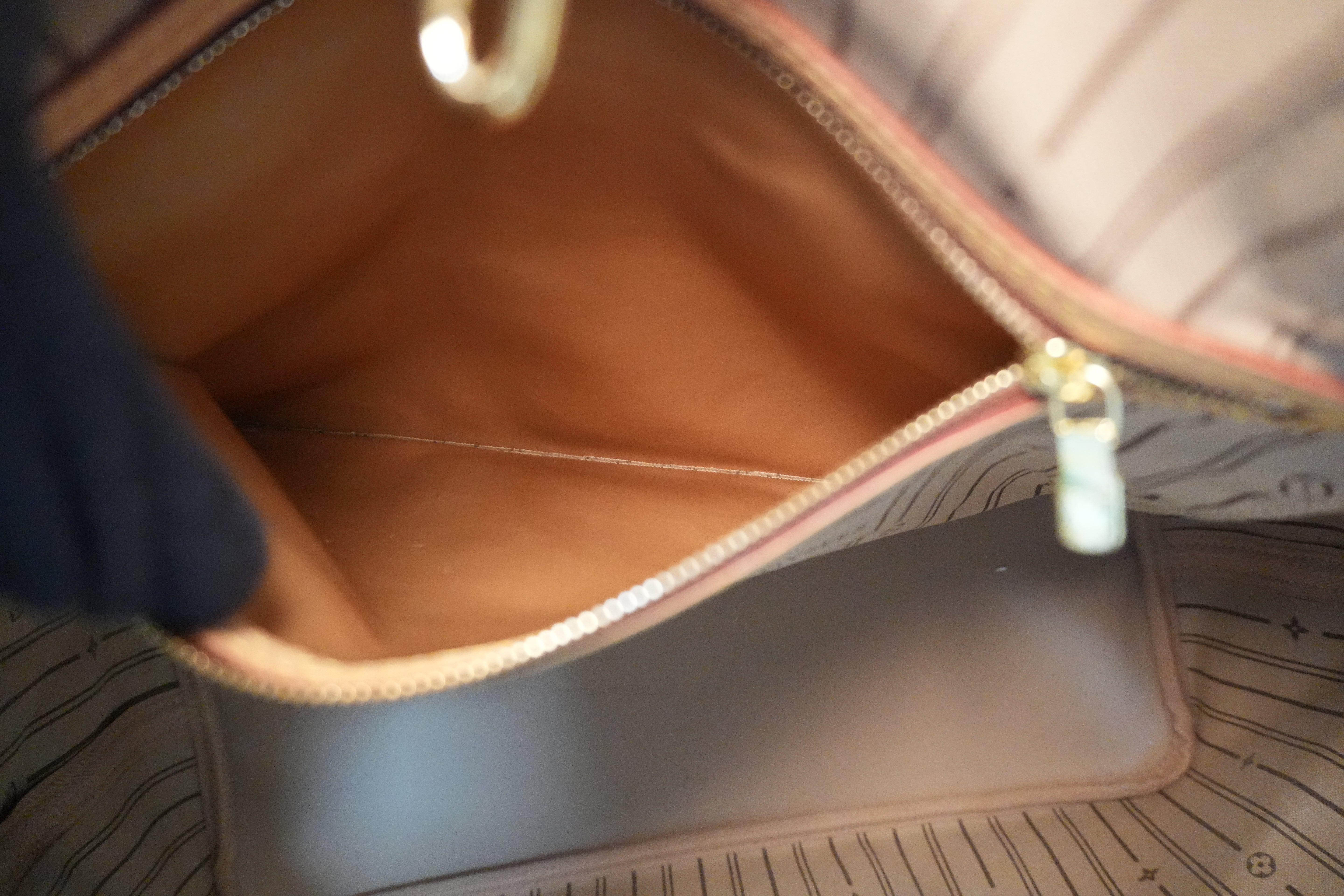 Louis Vuitton Monogram Neverfull GM Tote Bag Used