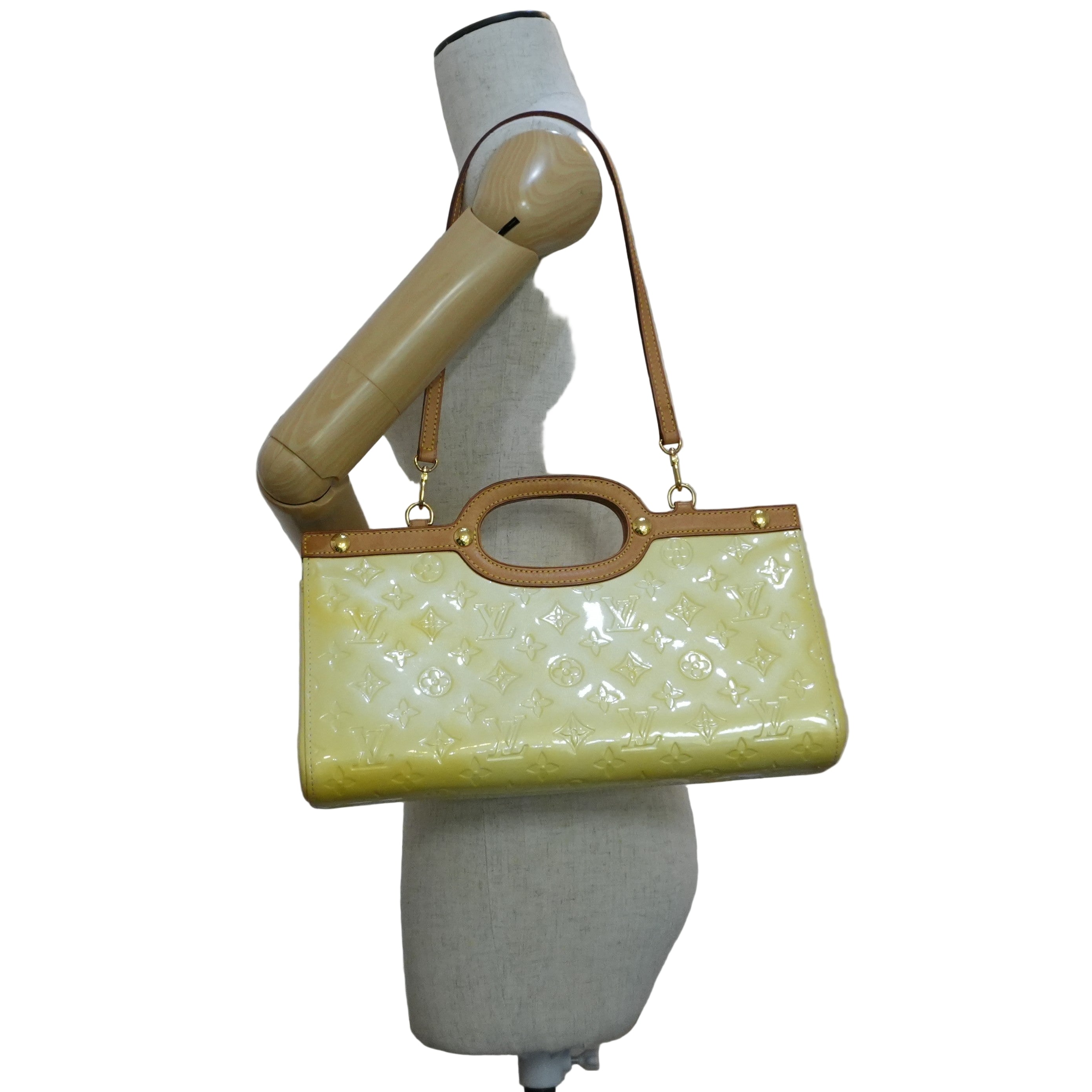Pre-owned Louis Vuitton Vernis Roxbury Shoulder Bag Yellow