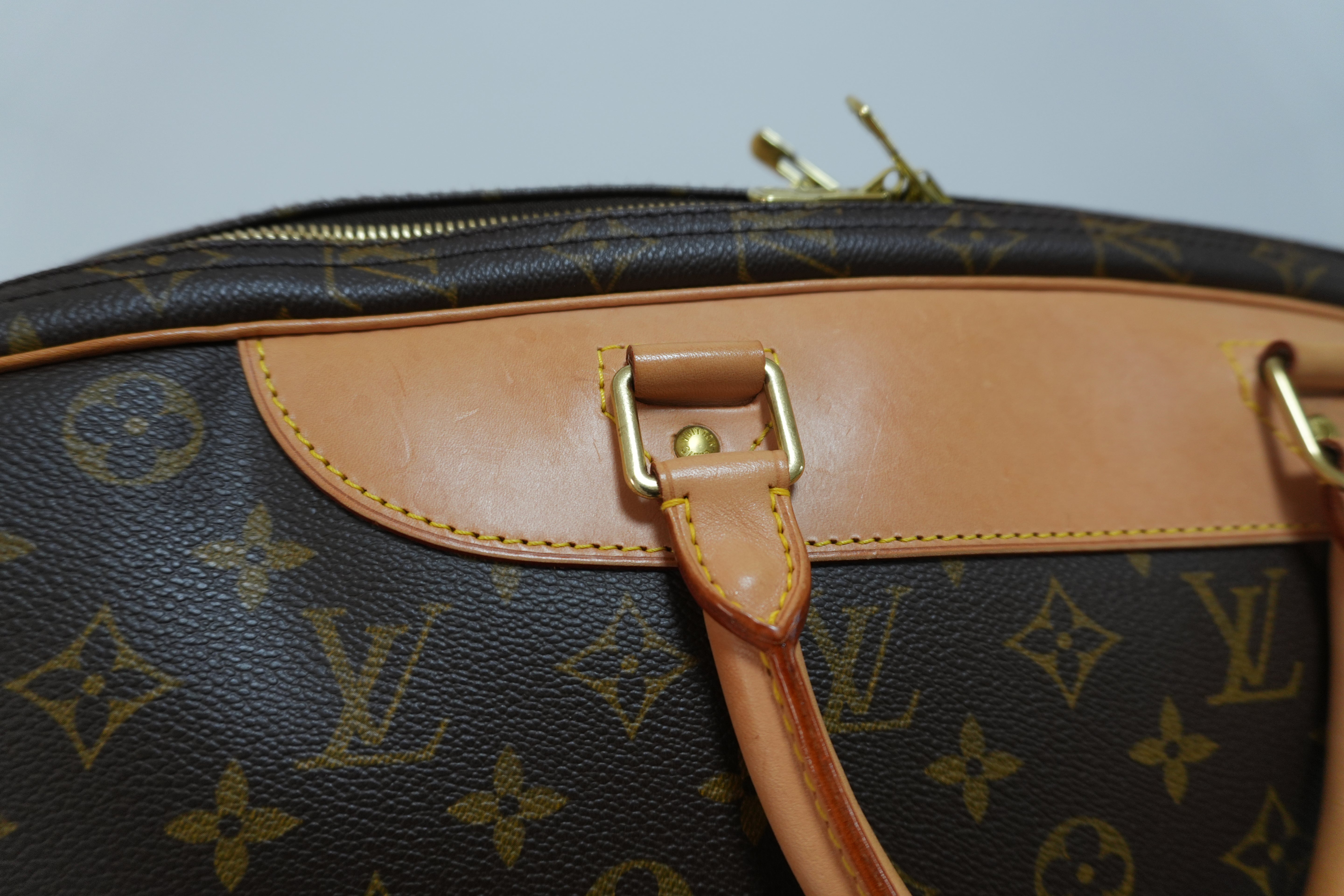 Louis Vuitton Alize Travel Bag Used