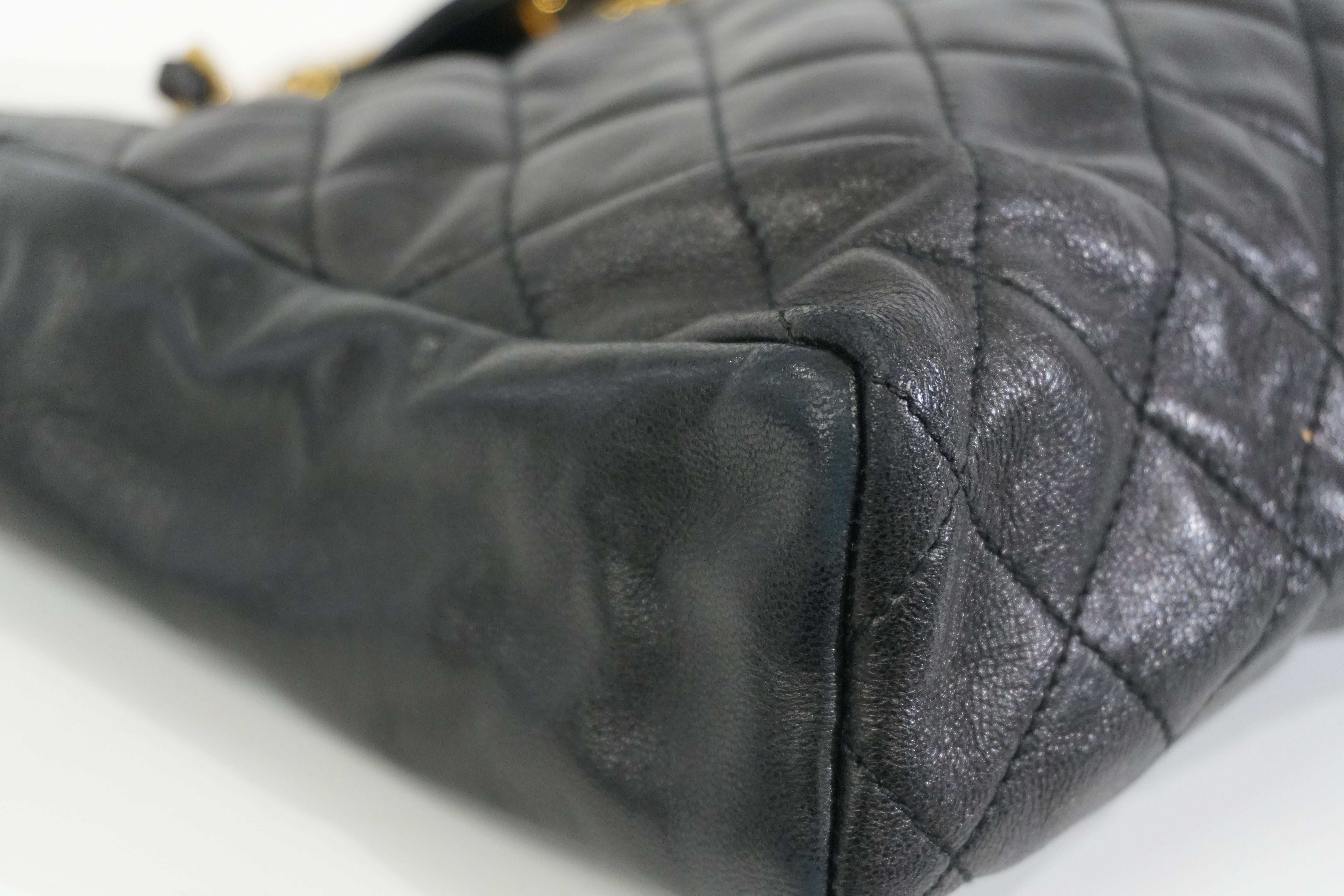 Pre-owned Chanel Lambskin Skin Chain Shoulder Bag Black