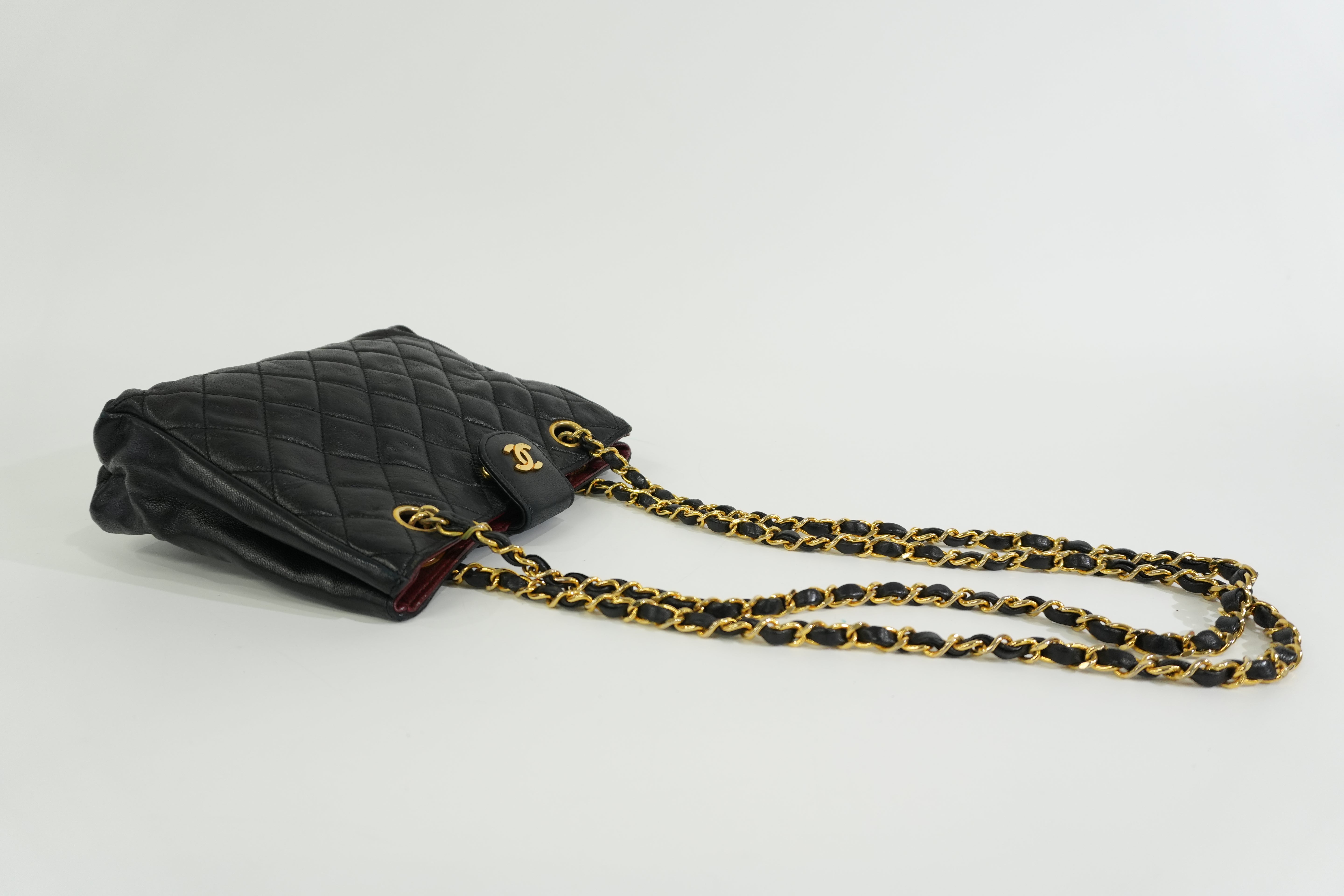 Pre-owned Chanel Lambskin Skin Chain Shoulder Bag Black