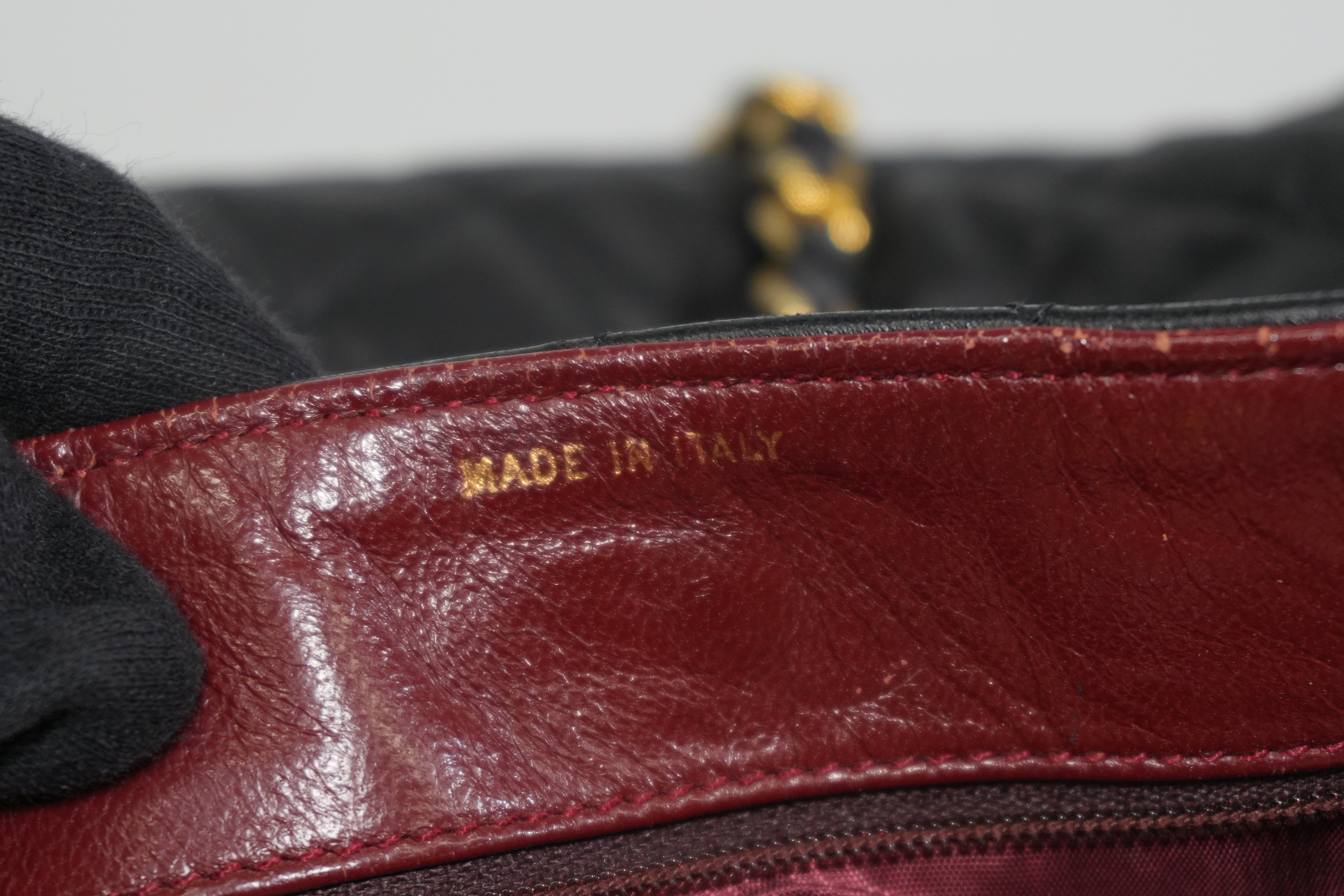 Pre-owned Chanel Lambskin Skin Chain Shoulder Bag Black