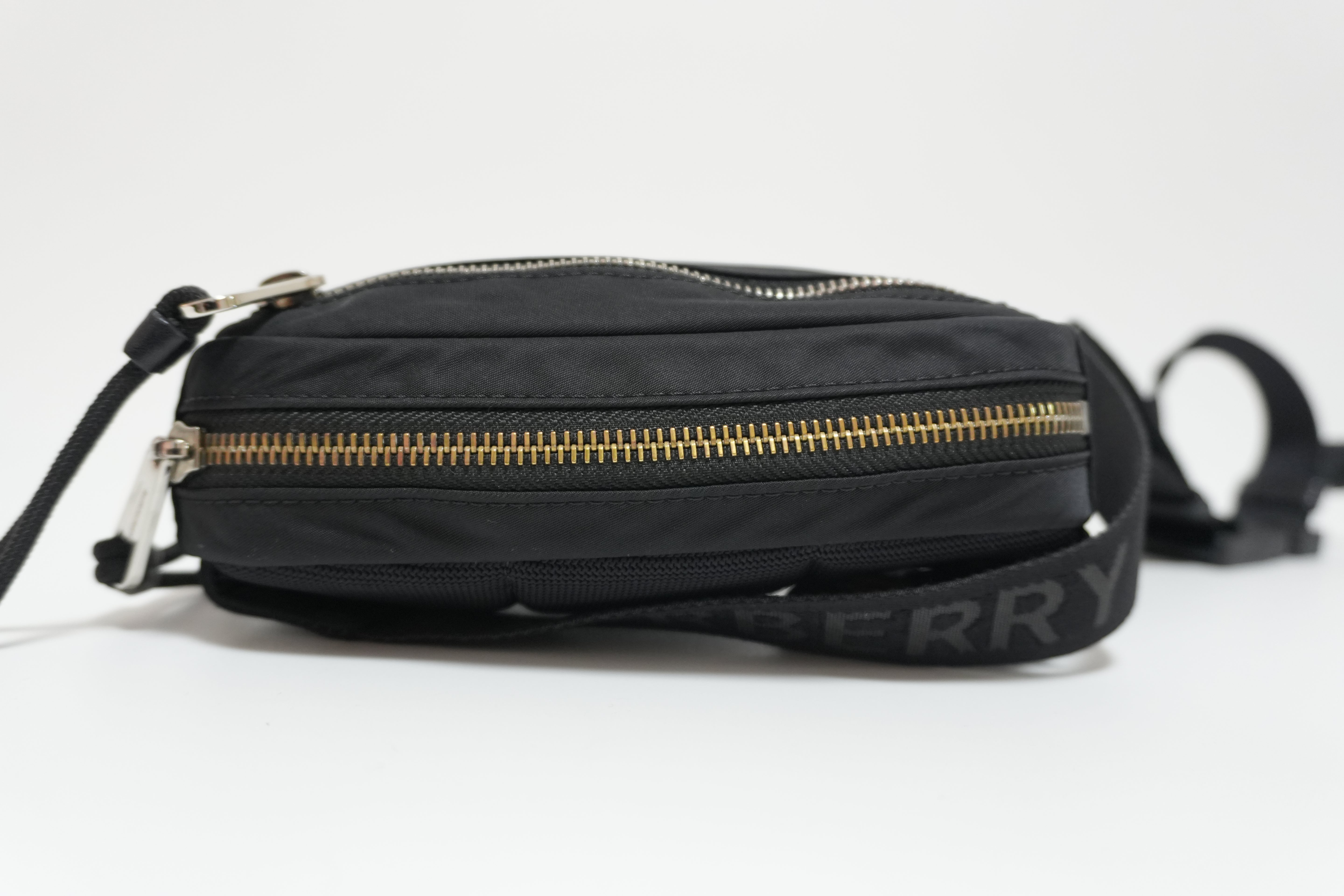 Burberry Nylon Waist Bag Black Used