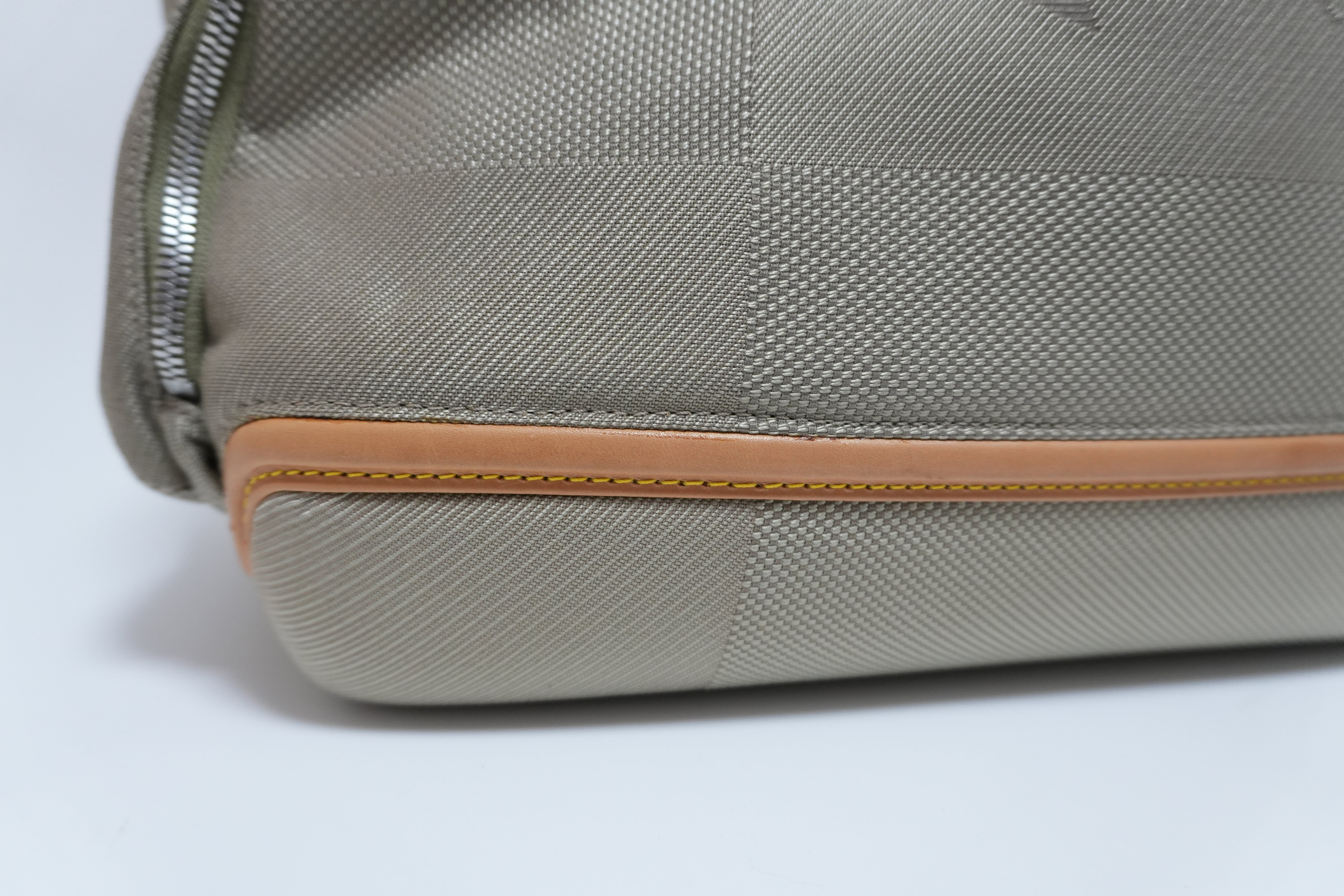 Louis Vuitton Sand Damier Geant Aventulier Sports Bag Used