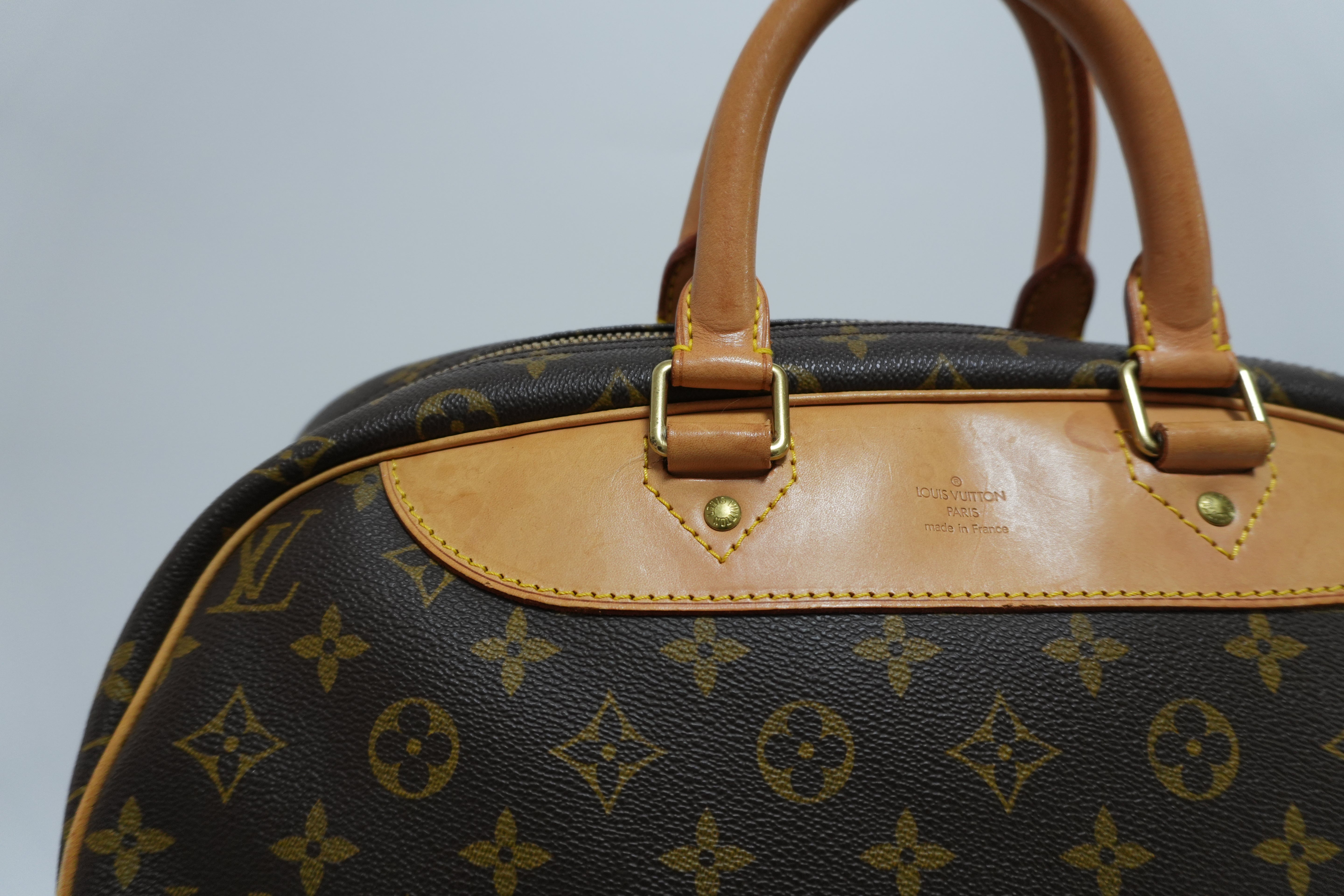 Louis Vuitton Monogram Evasion Sports Travel Bag Used