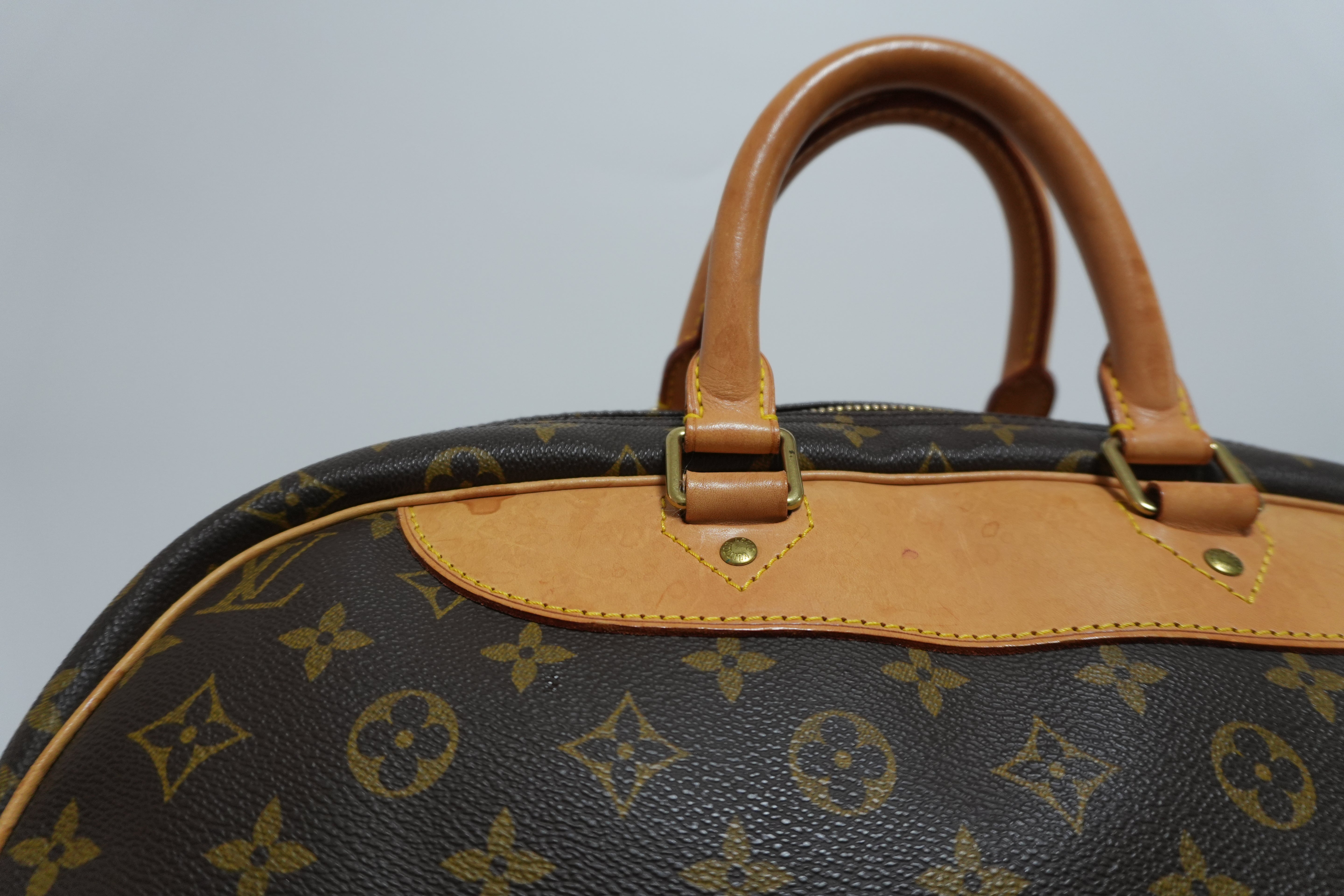 Louis Vuitton Monogram Evasion Sports Travel Bag Used