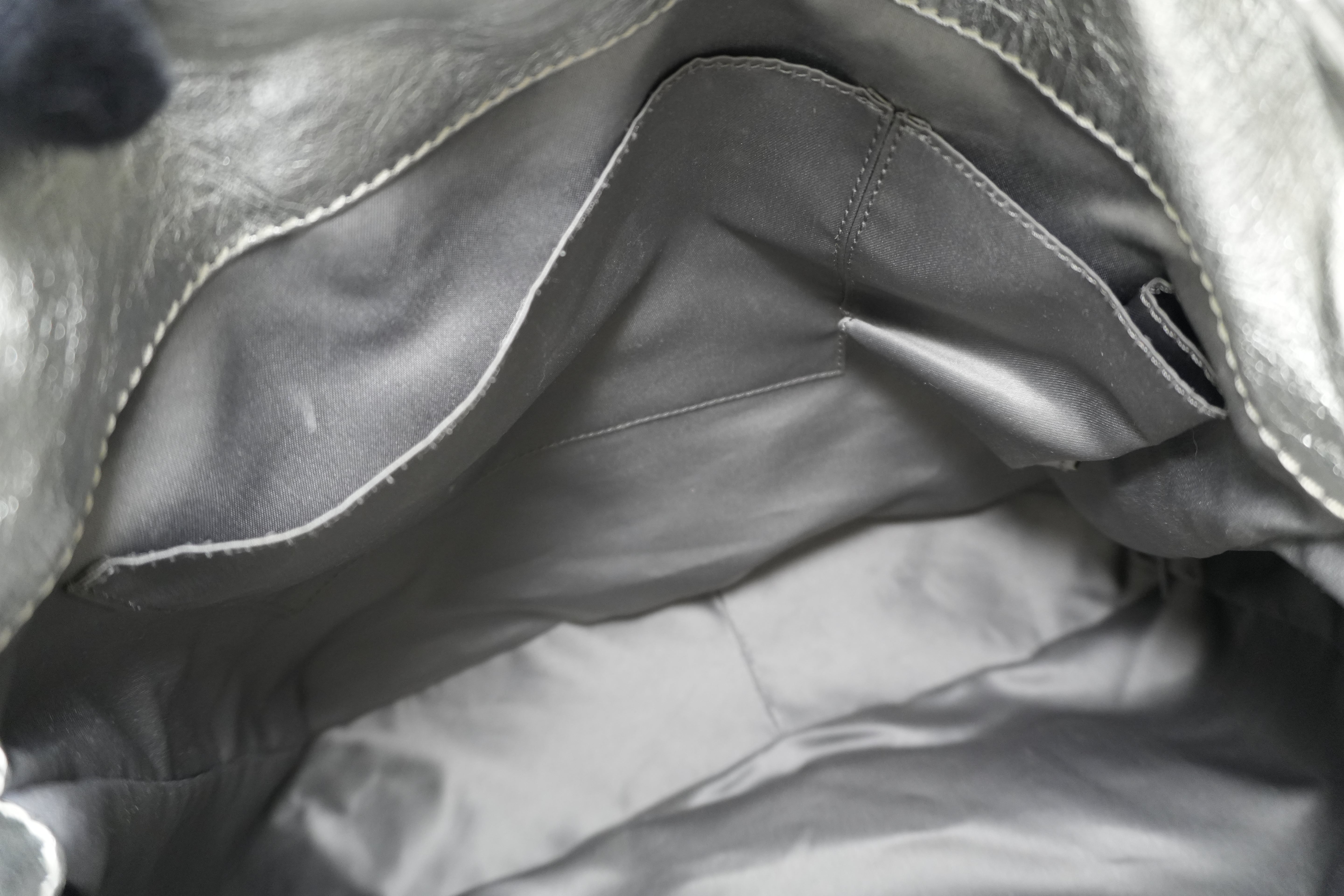 Pre-owned Chanel Rodeo Drive Hobo Tote Bag Metallic Silver