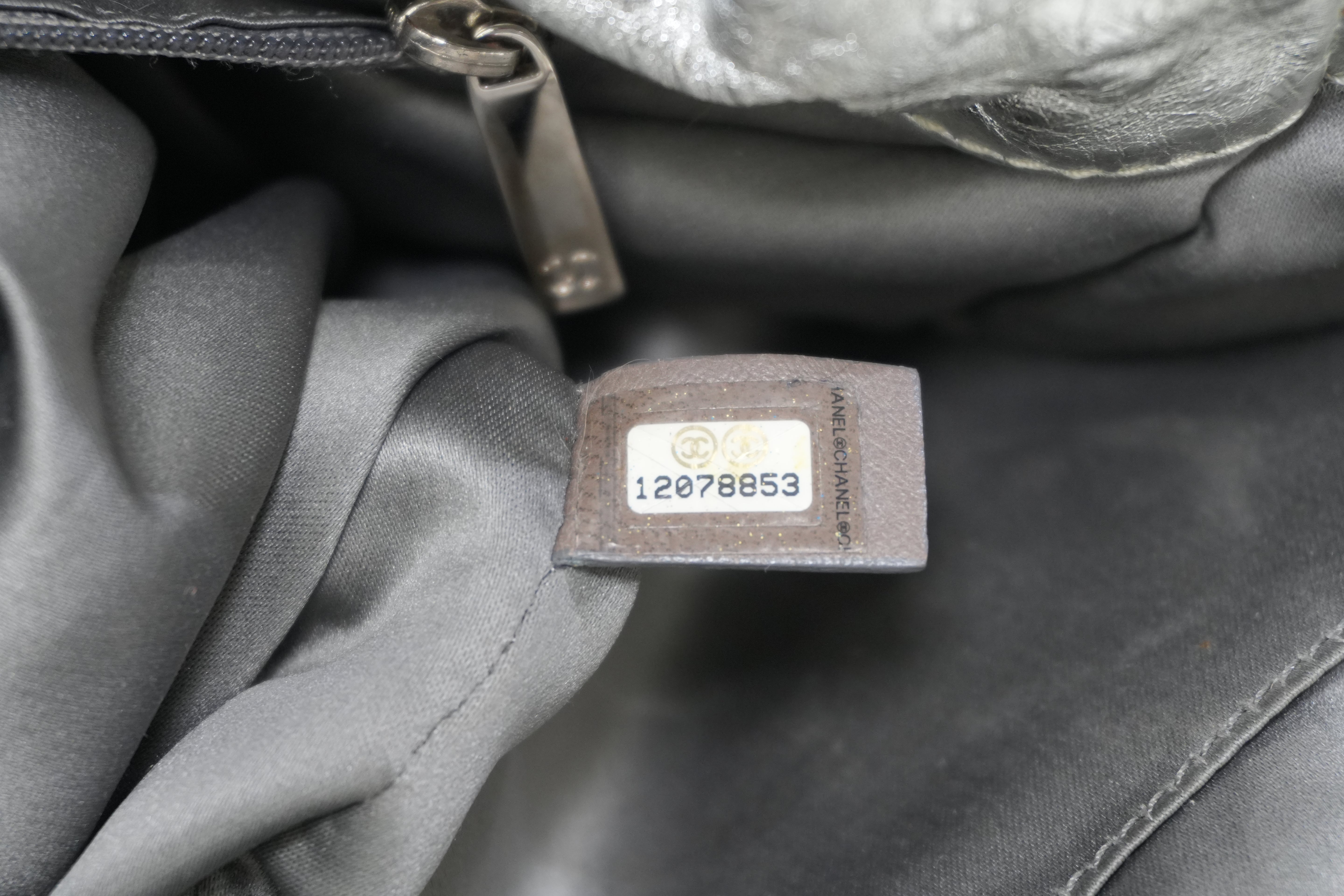 Pre-owned Chanel Rodeo Drive Hobo Tote Bag Metallic Silver