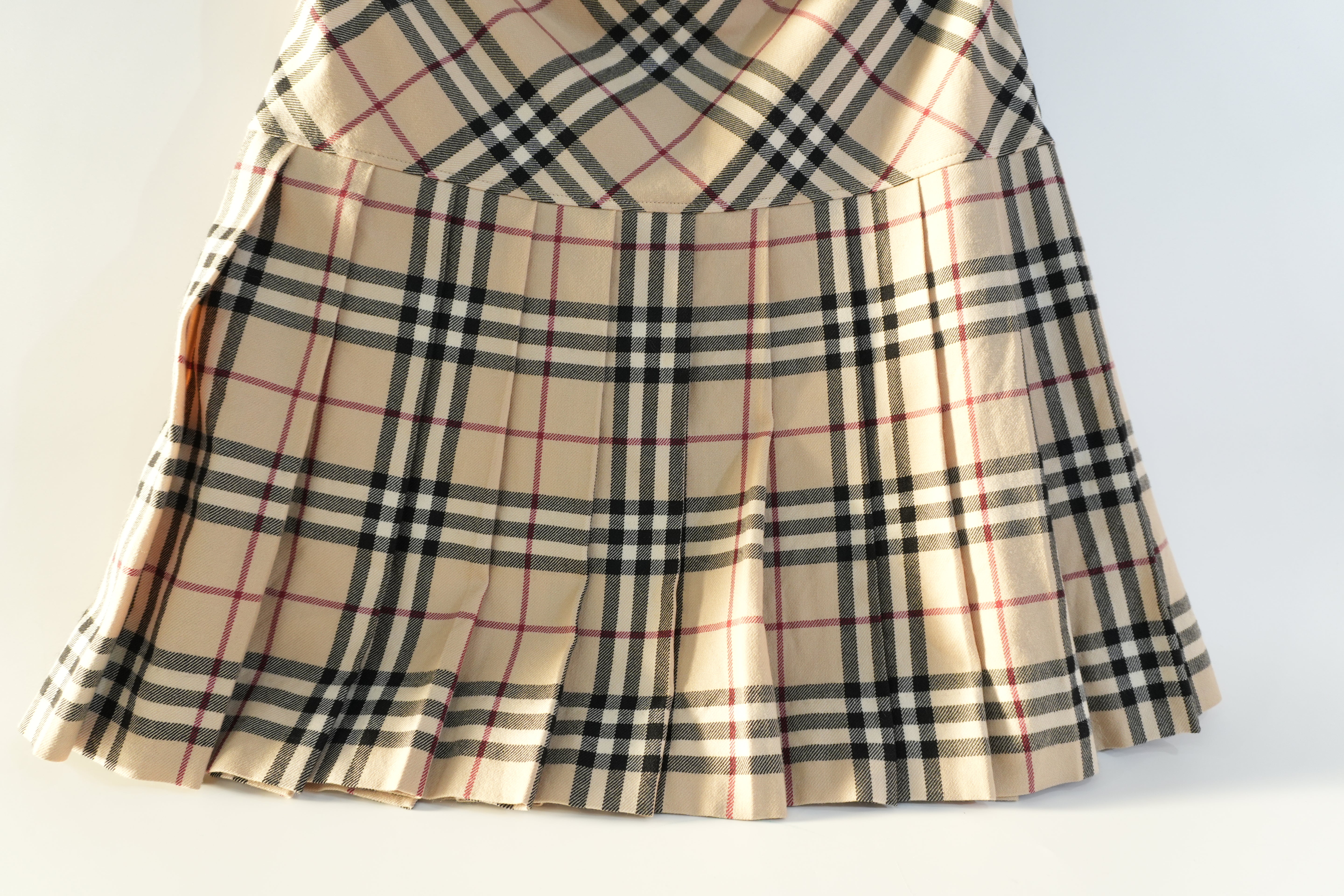 Pre-owned Burberry Skirt Size 40