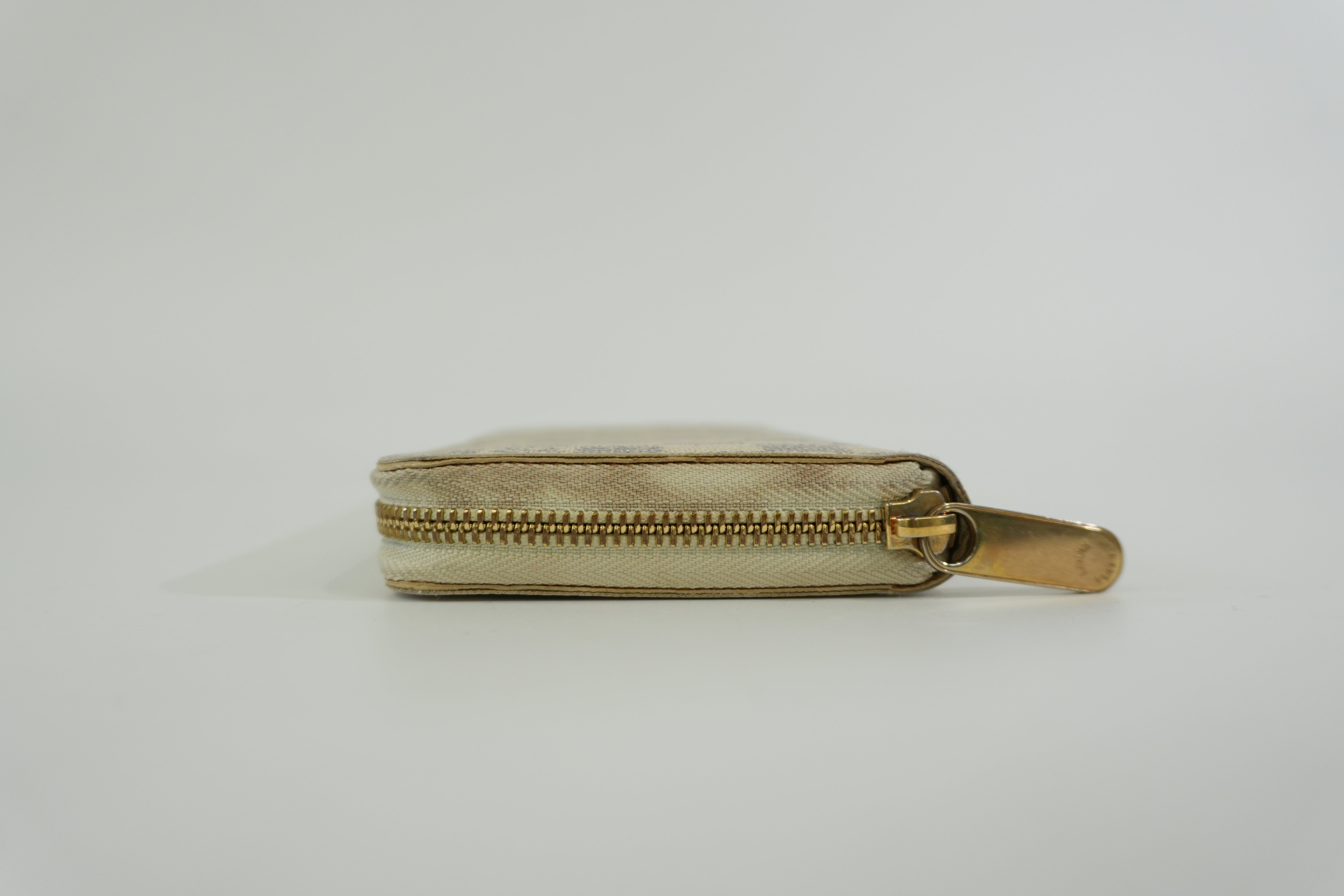 Pre-owned Louis Vuitton Damier Azur Zippy Wallet