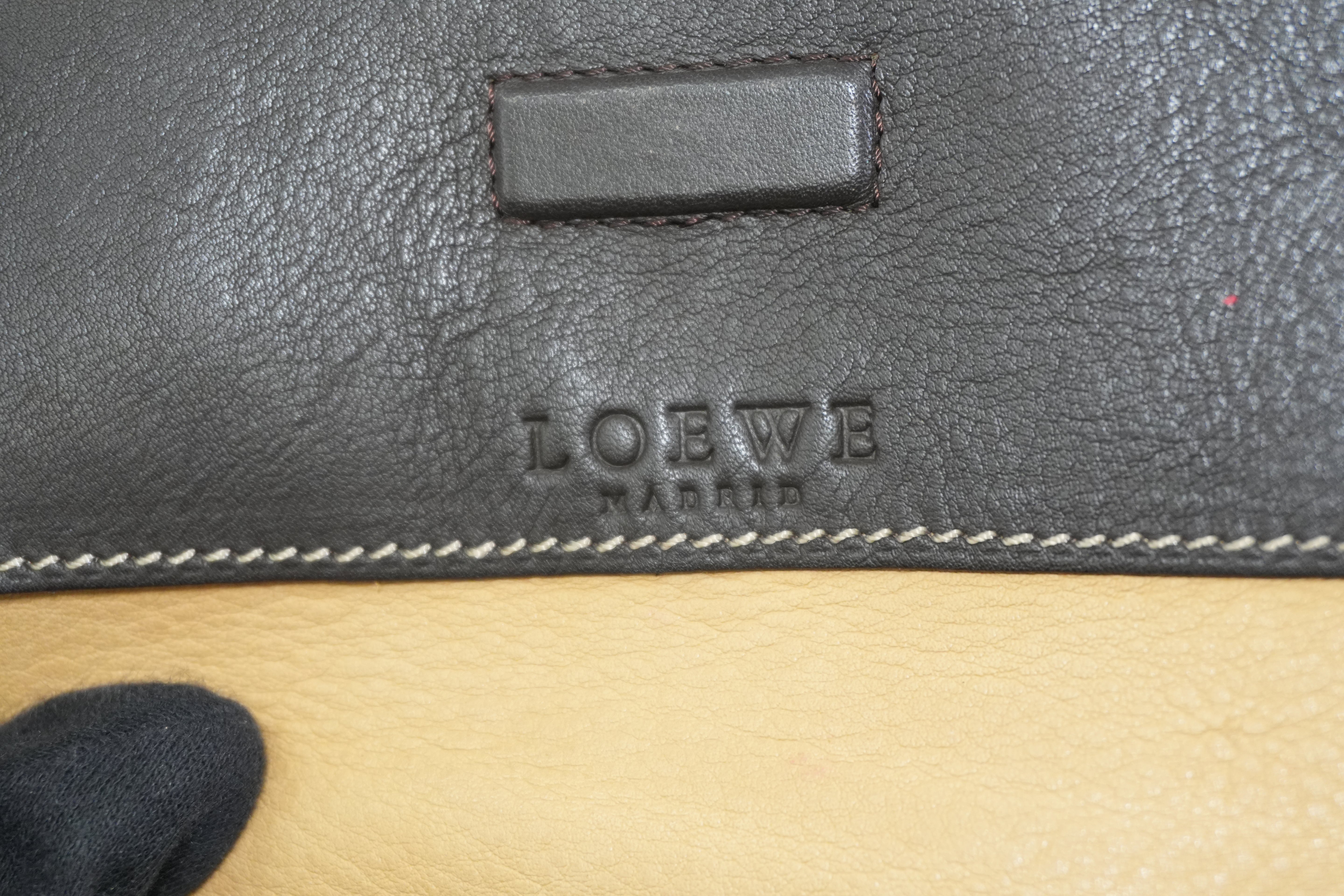 Pre-owned Loewe Suede Leather Shoulder Bag Brown