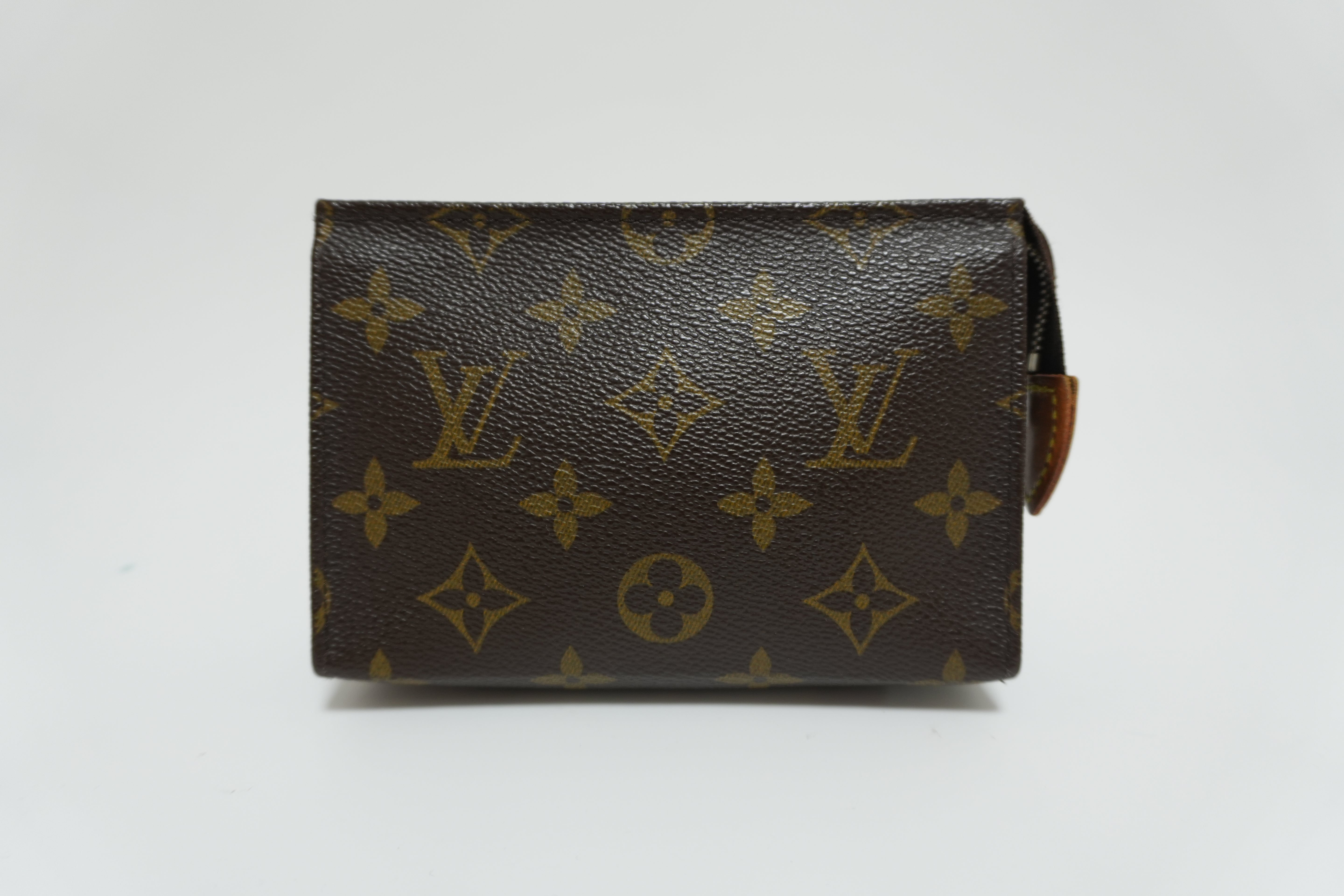 Louis Vuitton Monogram Toiletry 15 Pouch Used