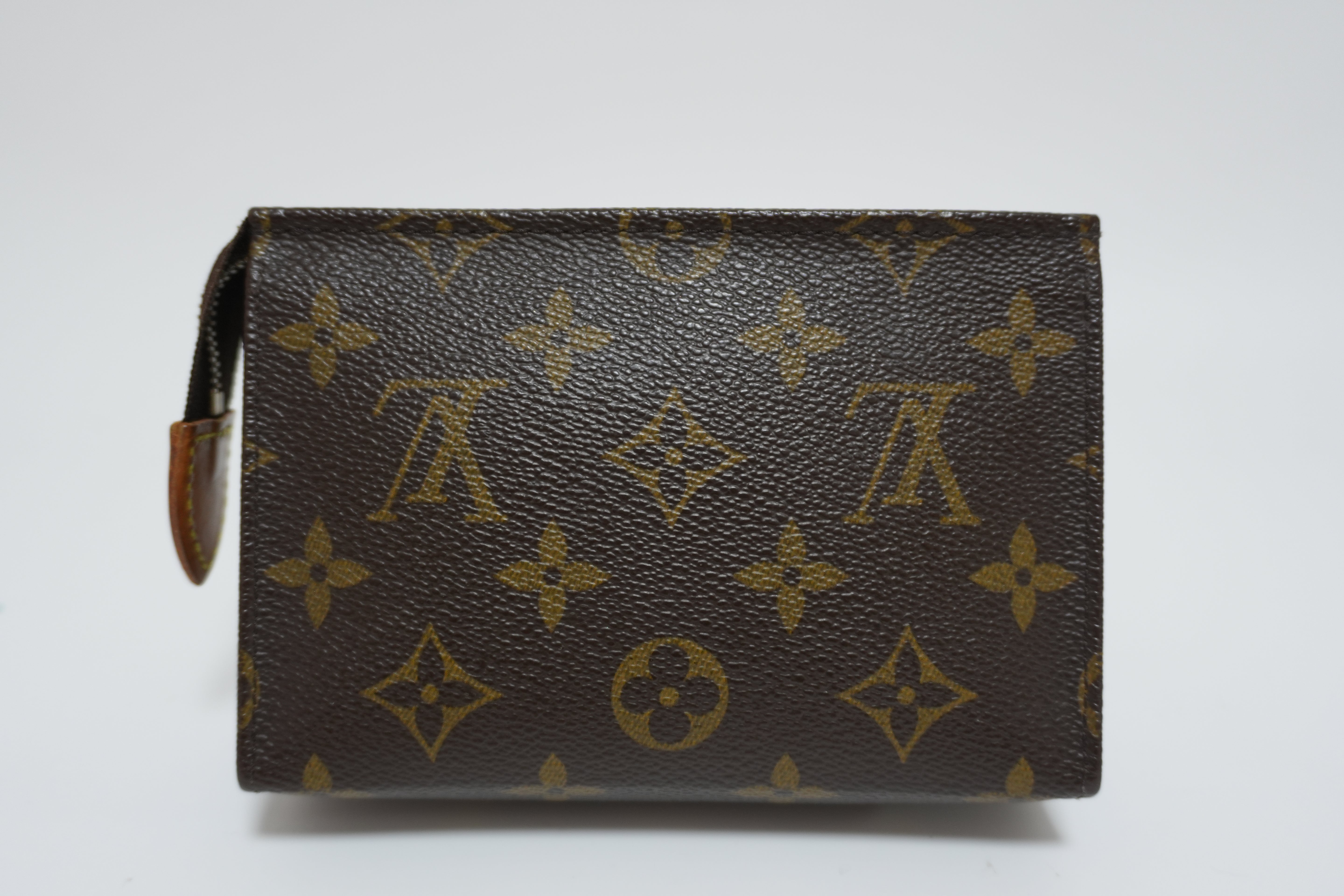 Louis Vuitton Monogram Toiletry 15 Pouch Used