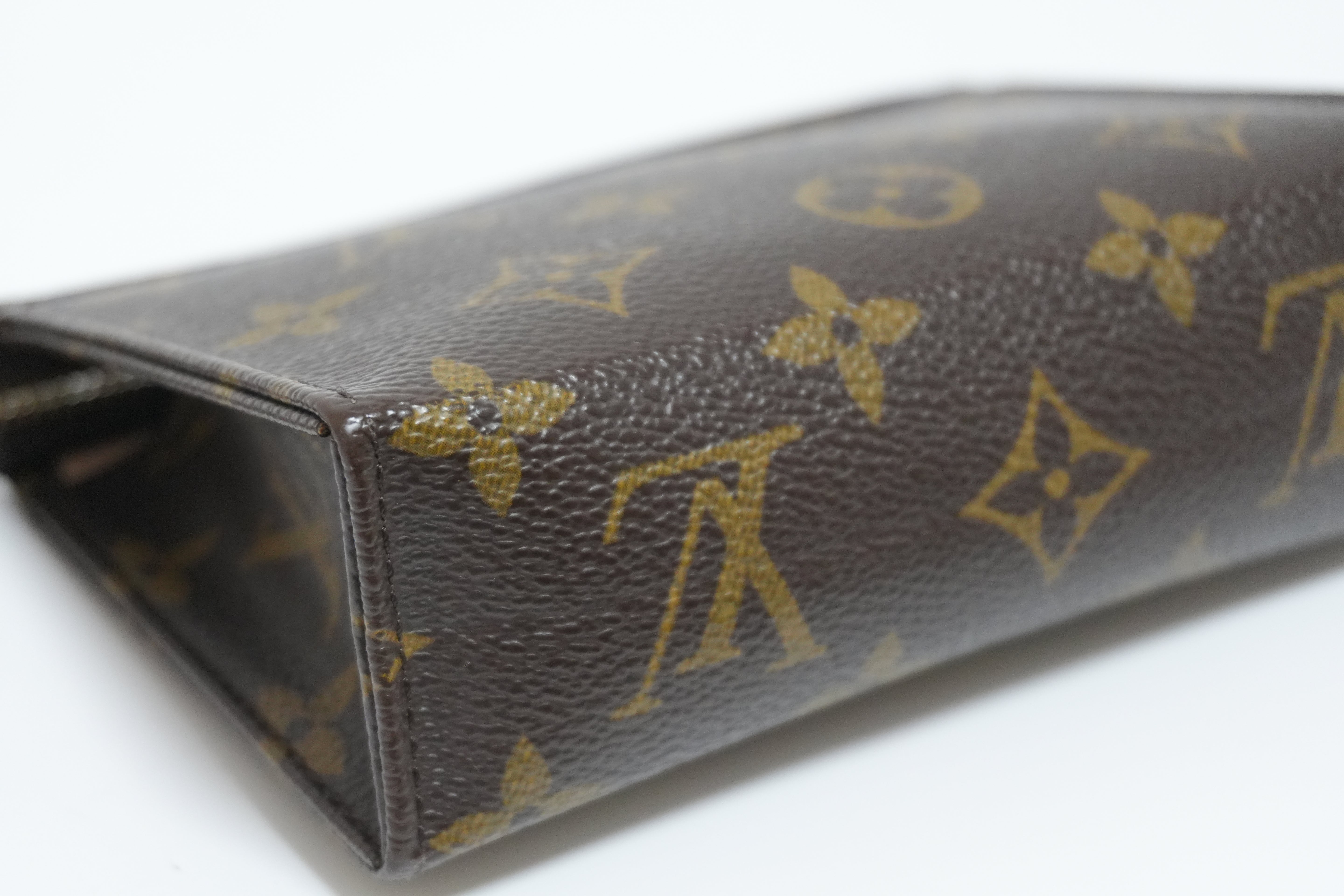 Louis Vuitton Monogram Toiletry 15 Pouch Used