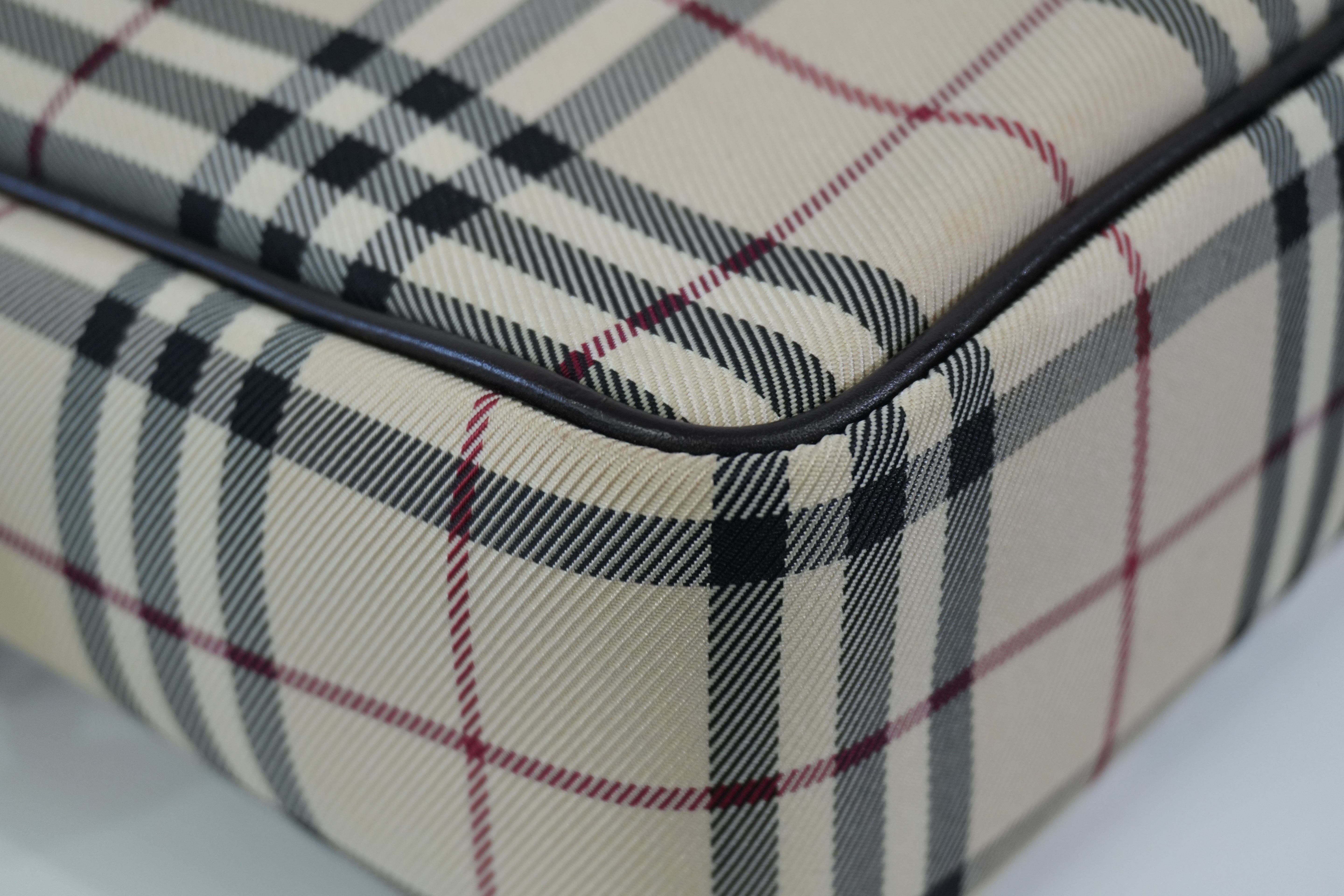 Pre-owned Burberry Nova Check Messenger Shoulder Bag Beige